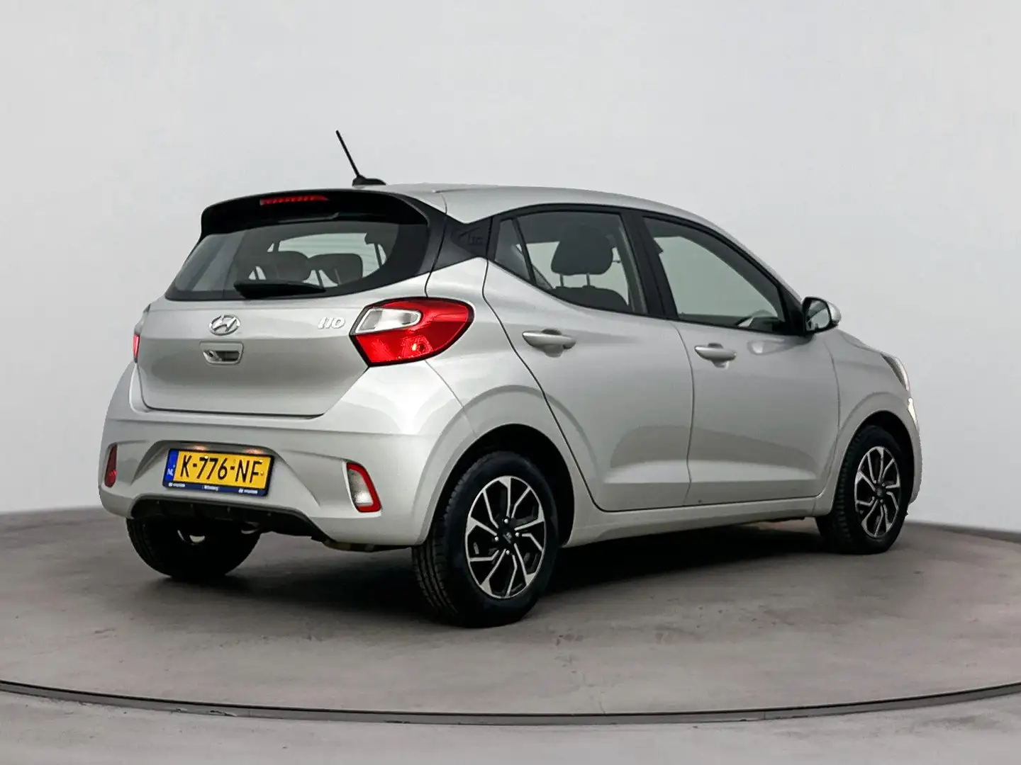 Hyundai i10 1.0 Comfort Smart 5-zits | Automaat | Lichtmetalen Grijs - 2
