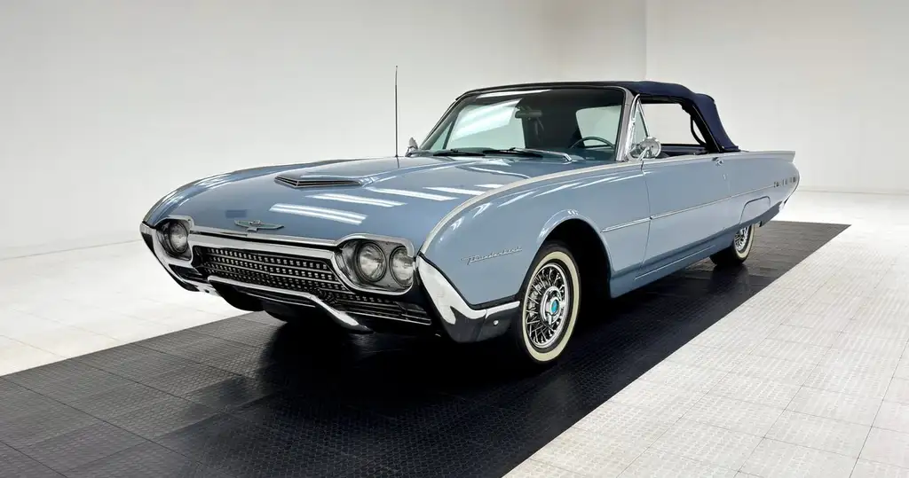 Ford Thunderbird 1962 из Европы — купить под ключ
