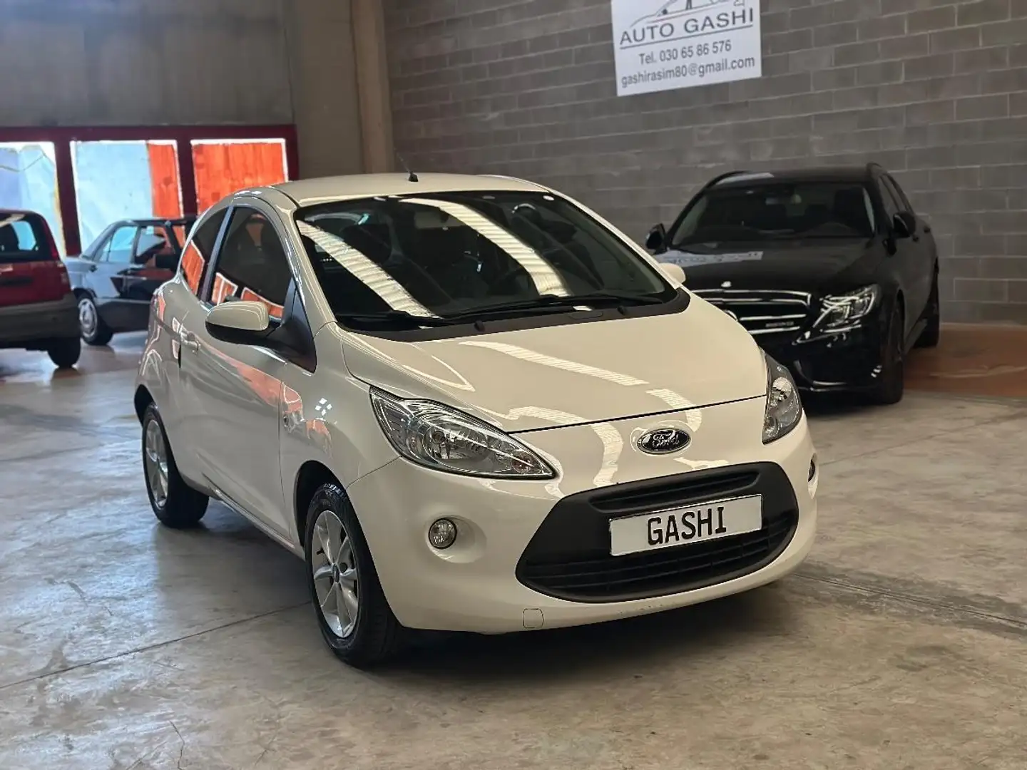 Ford Ka/Ka+ + 1.2 8V 69 CV Titanium Beyaz - 1