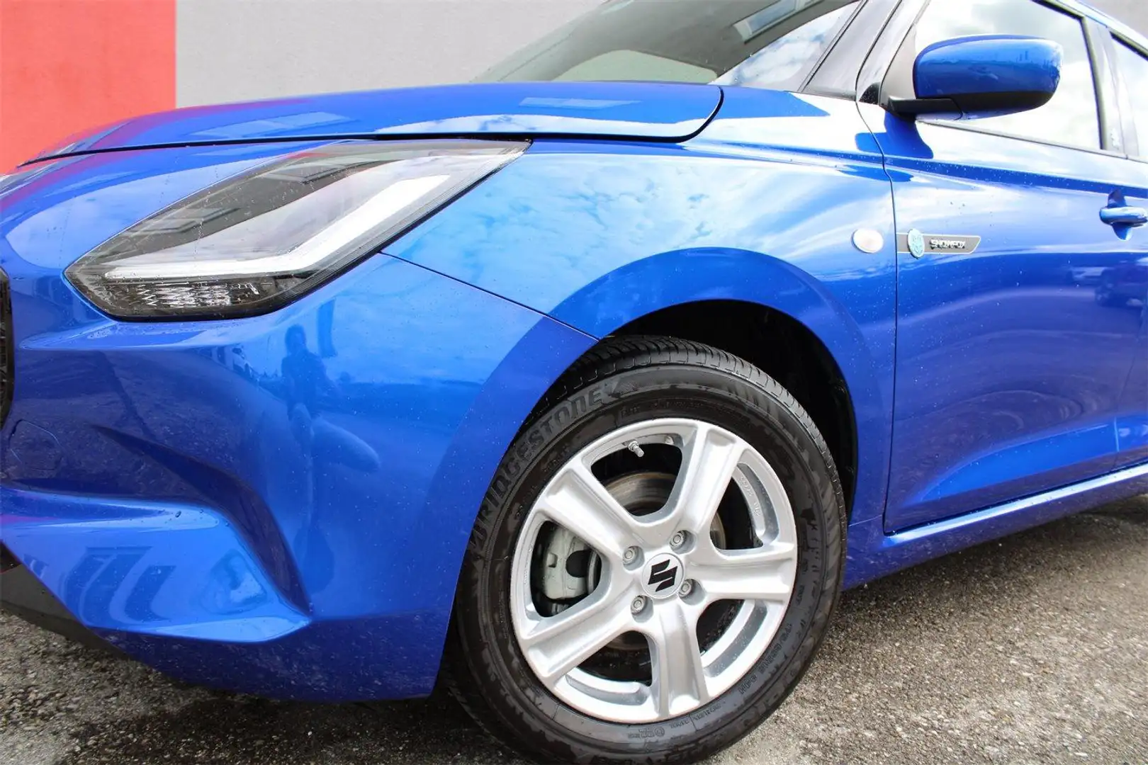 Suzuki Swift 1,2 Hybrid clear Bleu - 2