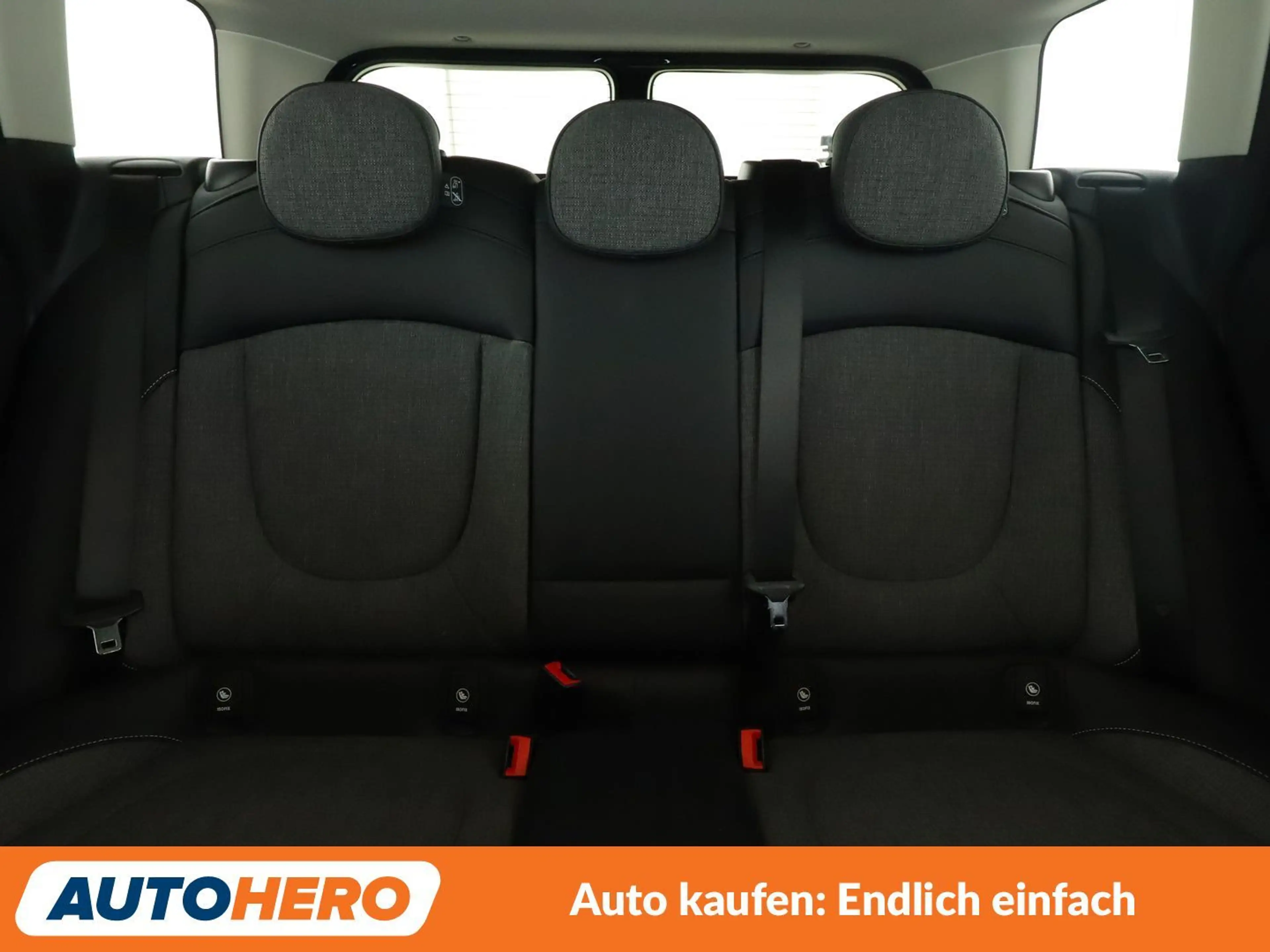 MINI Cooper Clubman Cooper Aut.*NAVI*LED*TEMPO*PDC*SHZ* — photo 14