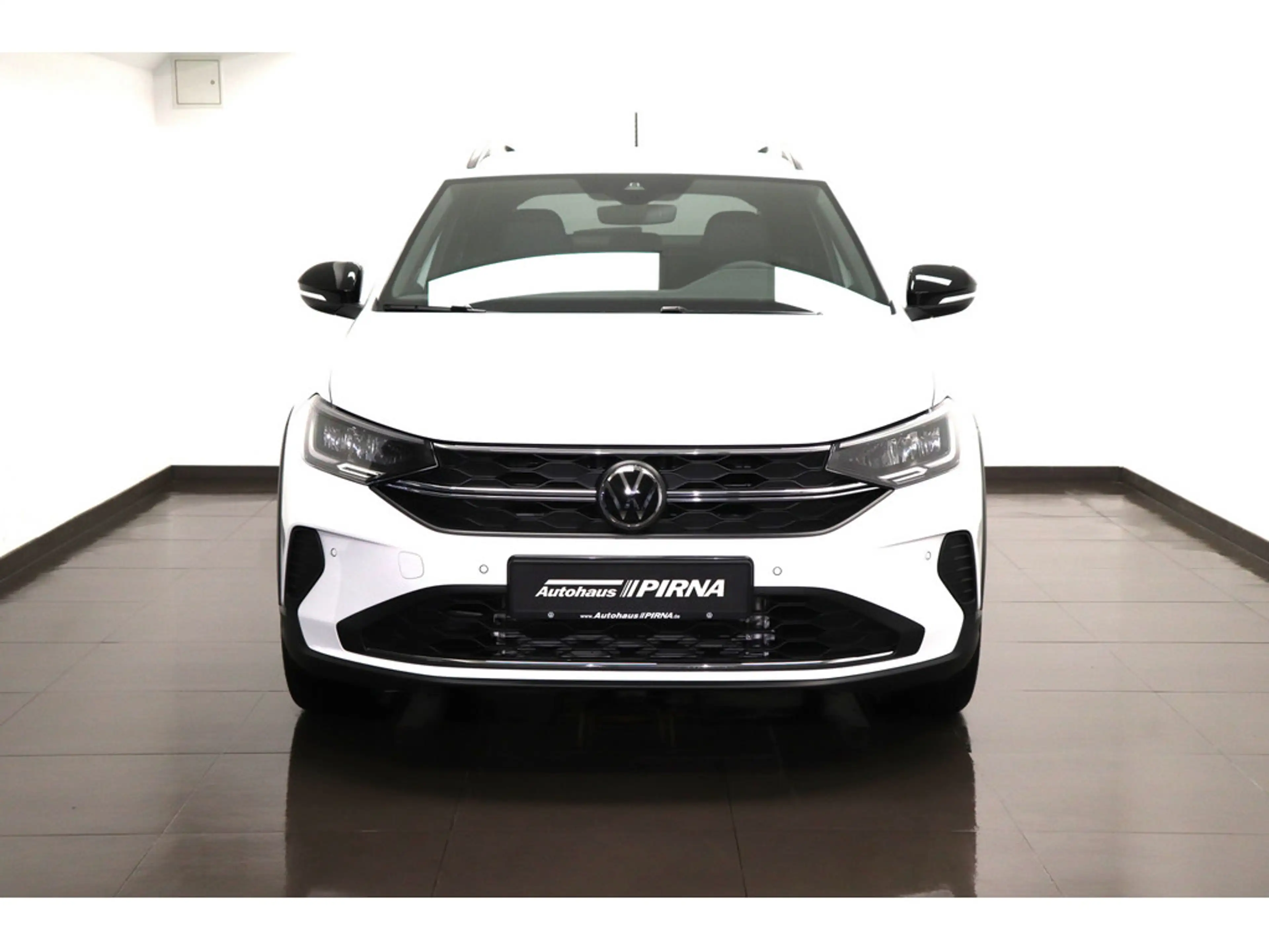 Volkswagen Taigo 1.0 TSI Life DSG #NAVI #LED #AHK — photo 2