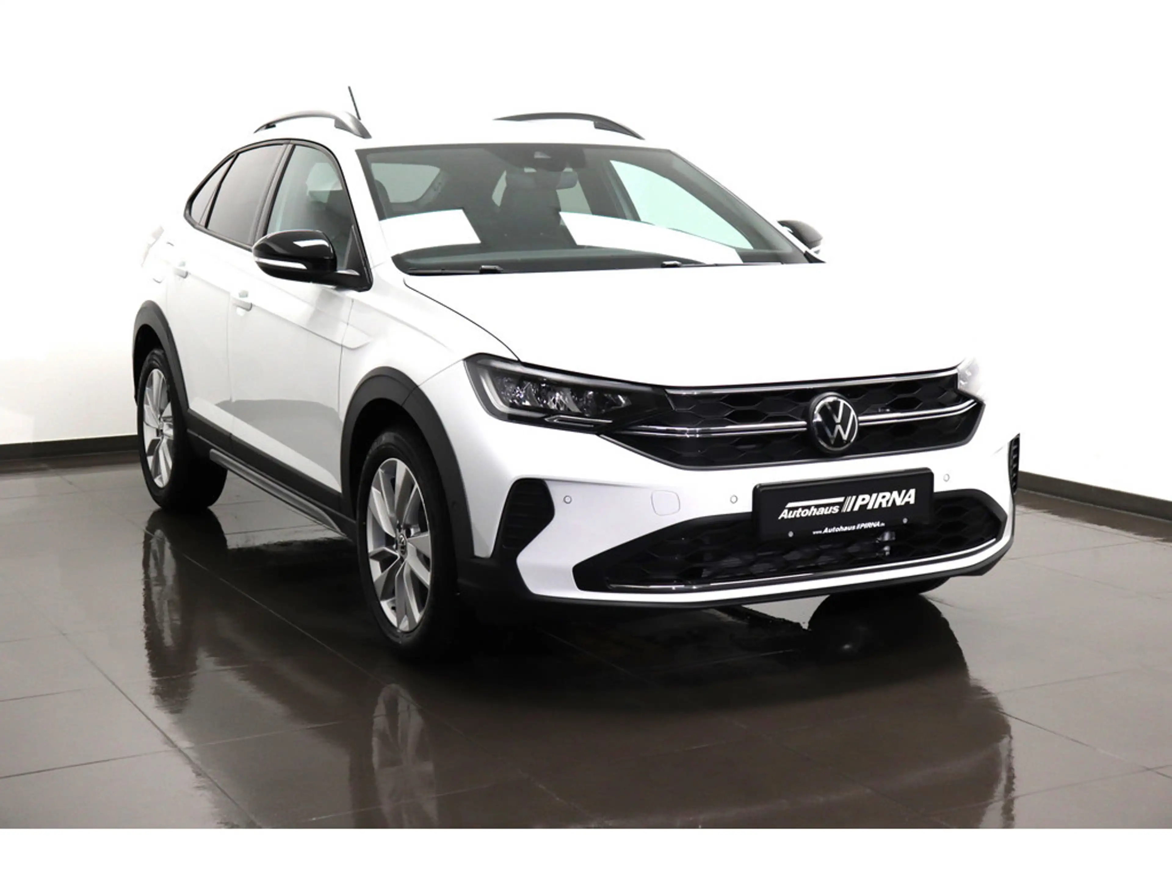 Volkswagen Taigo 1.0 TSI Life DSG #NAVI #LED #AHK — photo 3