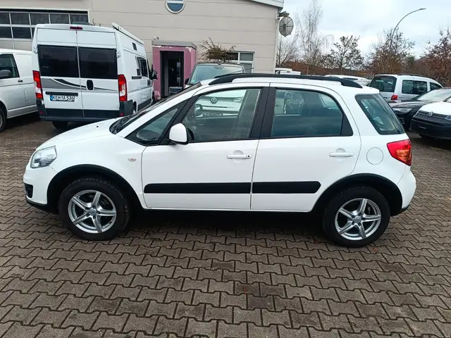 Suzuki SX4 Classic Style 4X4