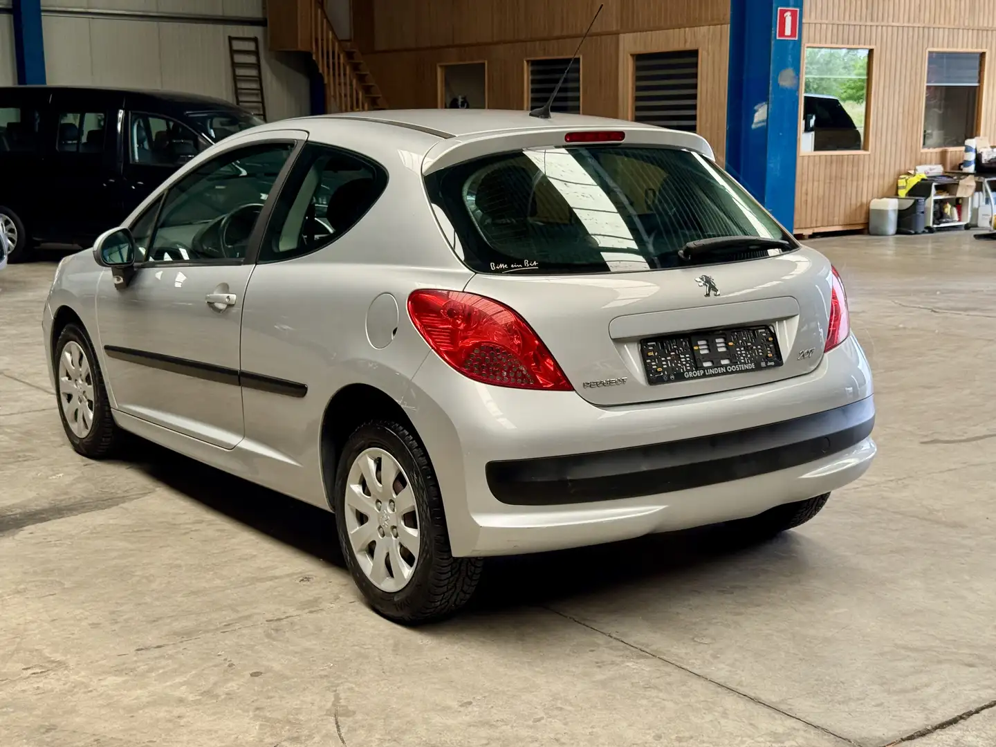 Peugeot 207 1.4i Urban - 2