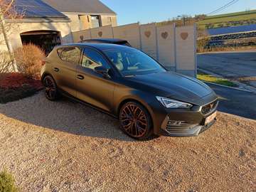 e-Hybrid 1.4 DSG (180 kW)