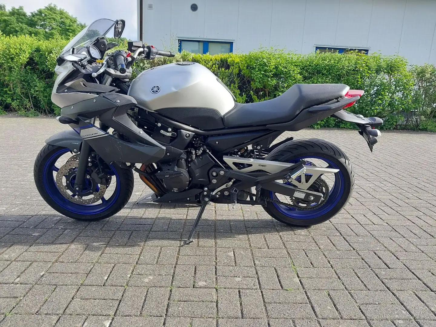 Yamaha XJ 6 S ABS Alb - 2