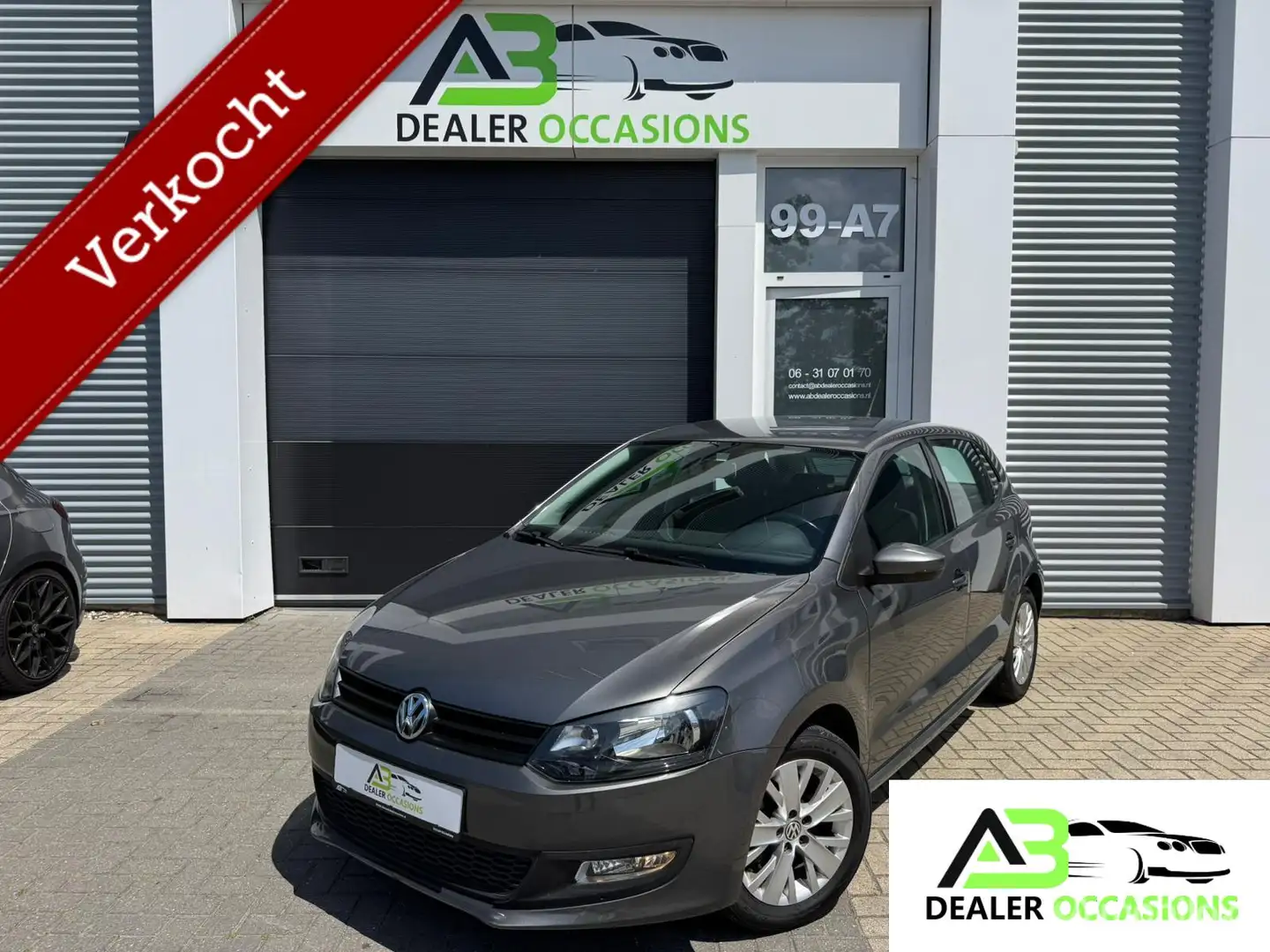 Volkswagen Polo 1.4-16V Comfortline 5DRS-Airco-Carplay-APK. Gris - 1