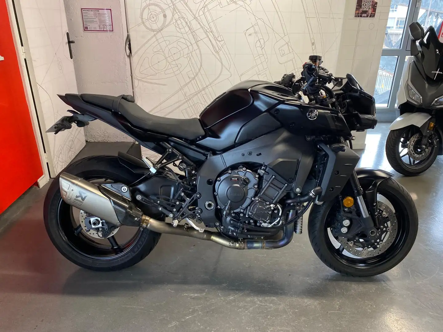 Yamaha MT-10 Czarny - 2