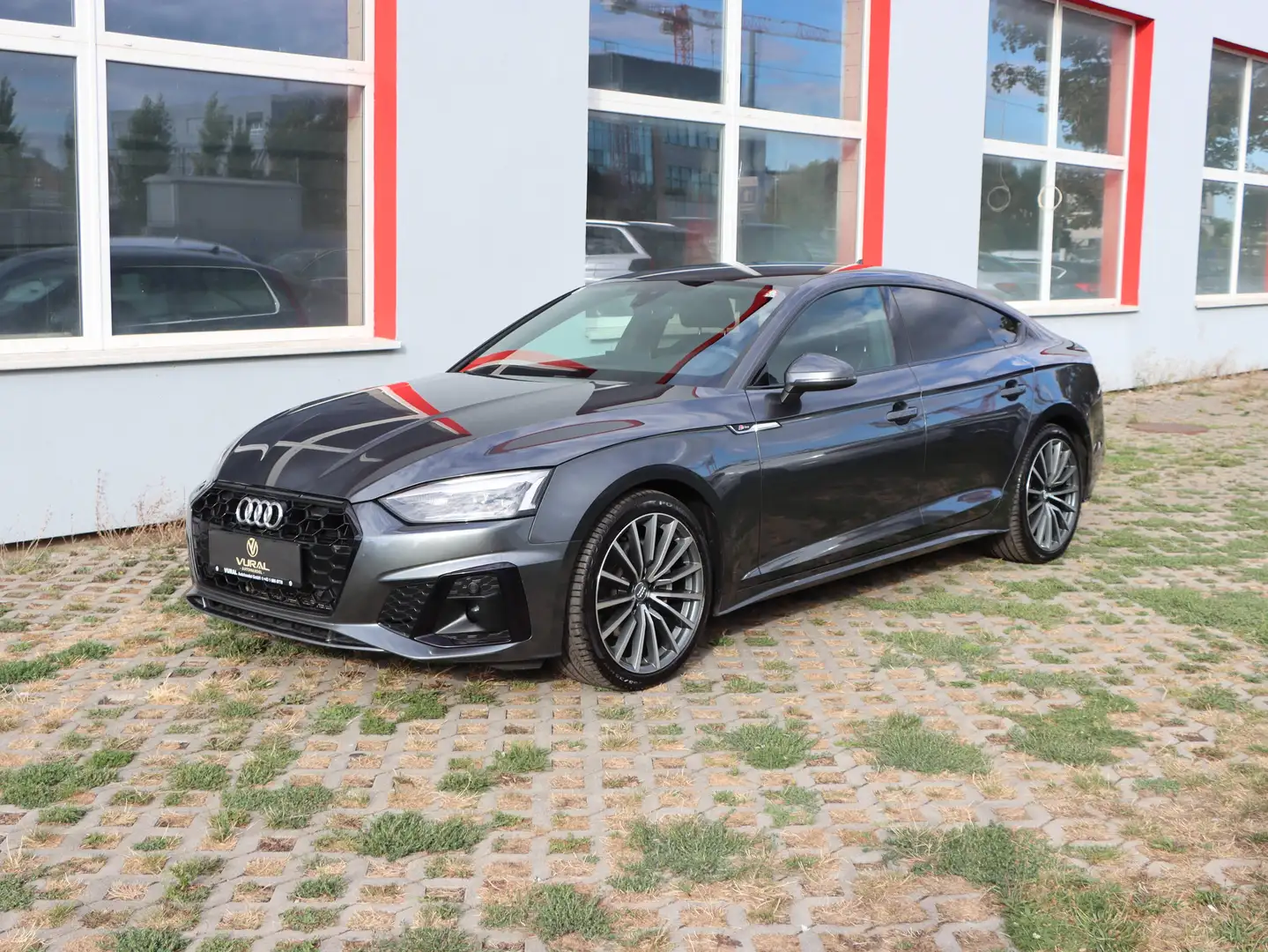 Audi A5 40 TDI S line | AHK | Sportlenkrad |  Leder | Velours Sitze | LED | Daytonagrau | Grau - 2