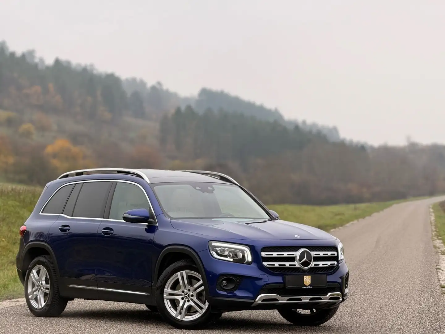 Mercedes-Benz GLB 220 d 4Matic/Pano/AHK/7Stz/Burme./OffroadPRO Blau - 1