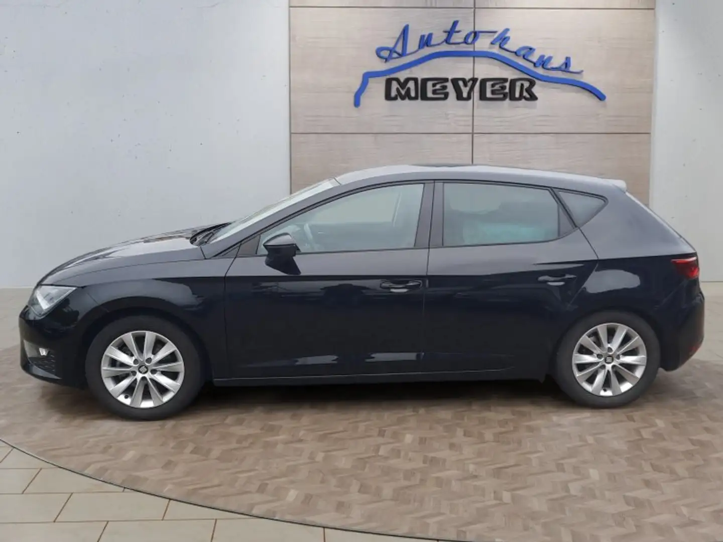 SEAT Leon 1.4l TSI FR Navi/LED/Sitzh./Temp./PDC Zwart - 2