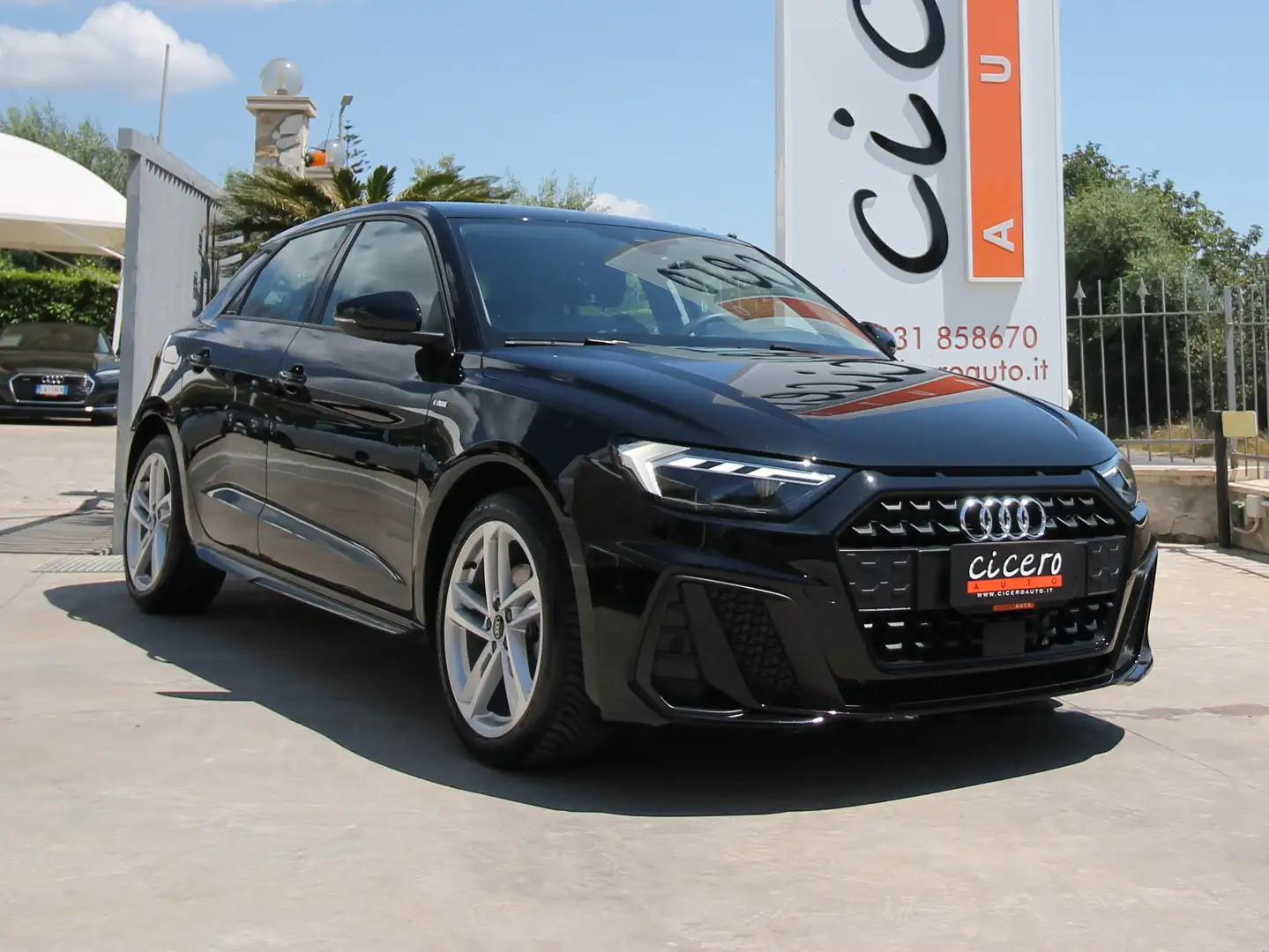 Audi A1 Spb 30 tfsi S-LINE Edition Black 110cv auto |2023 Nero - 1