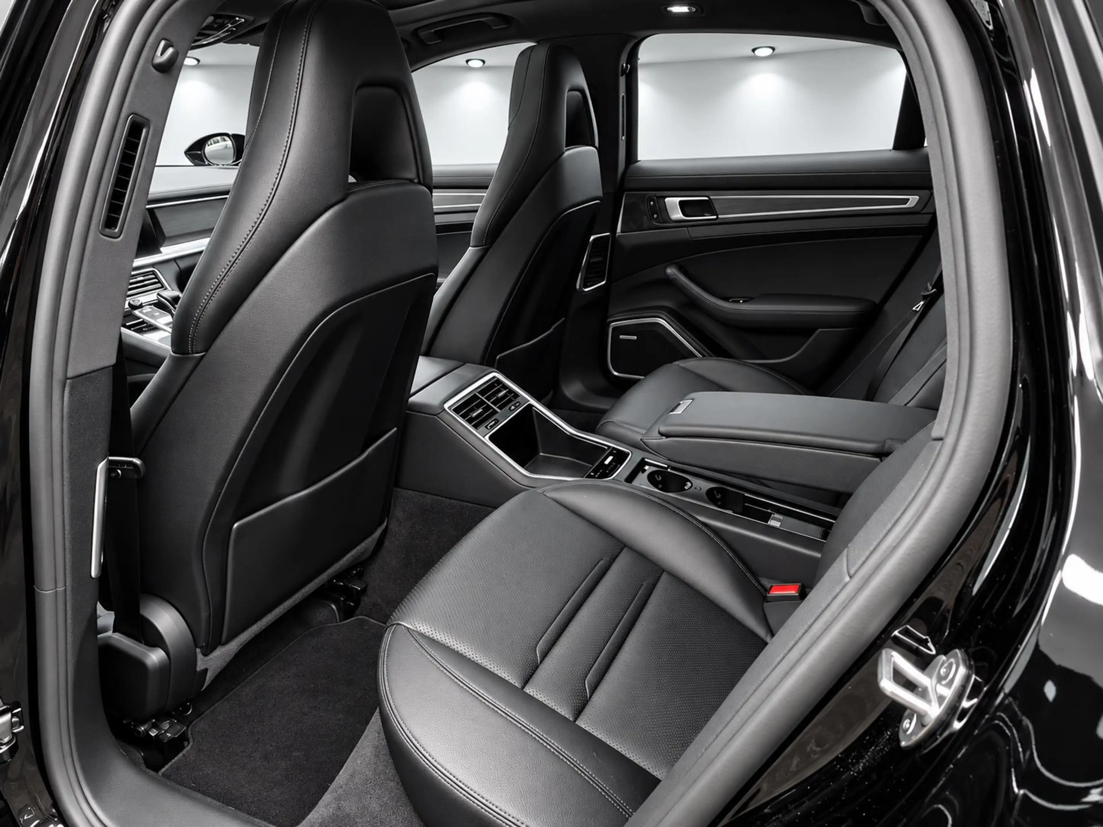 Porsche Panamera 2.9 4 E-Hybrid Platinum Edition Matrix koplampen S — photo 5
