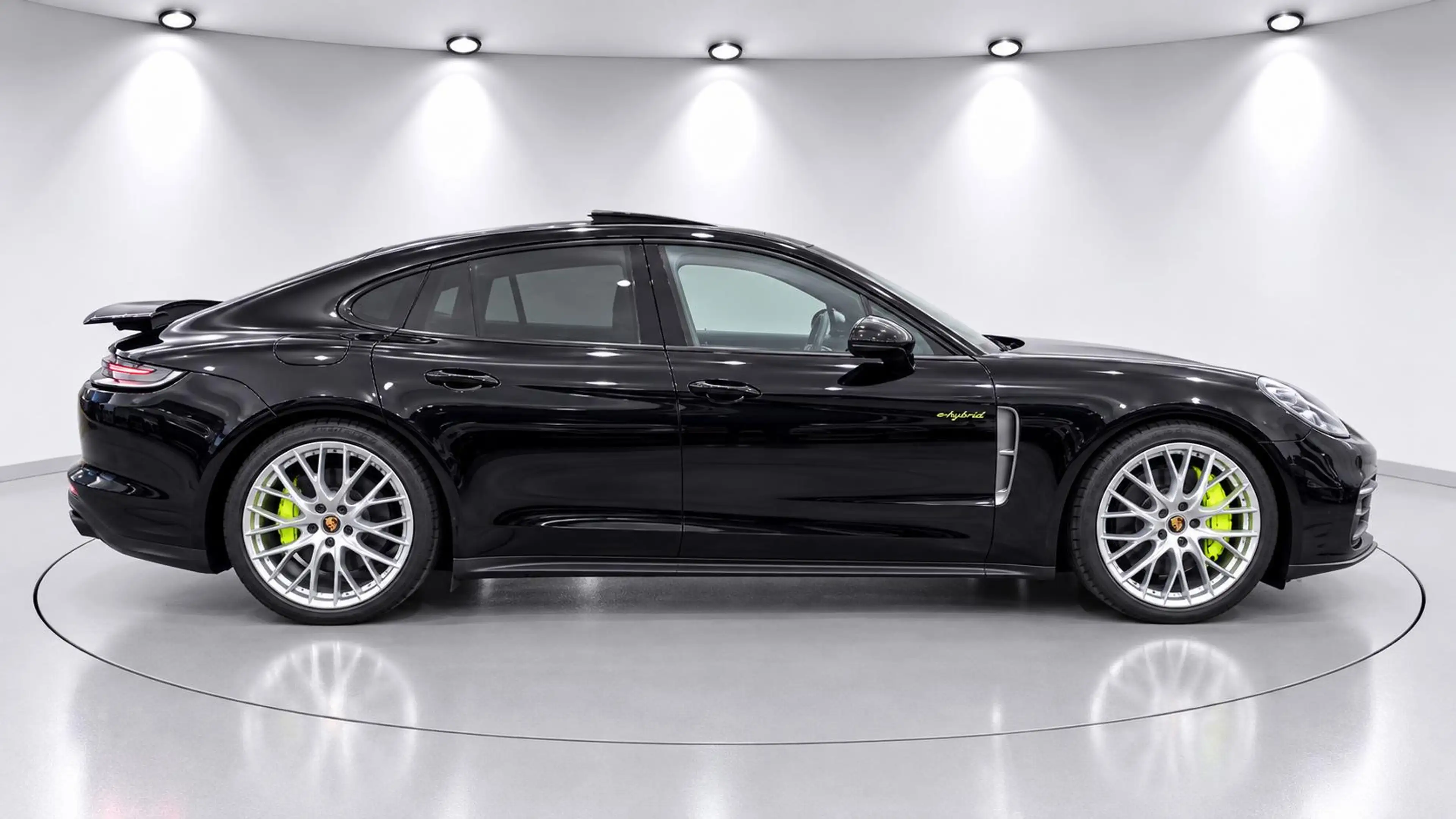 Porsche Panamera 2.9 4 E-Hybrid Platinum Edition Matrix koplampen S — photo 28