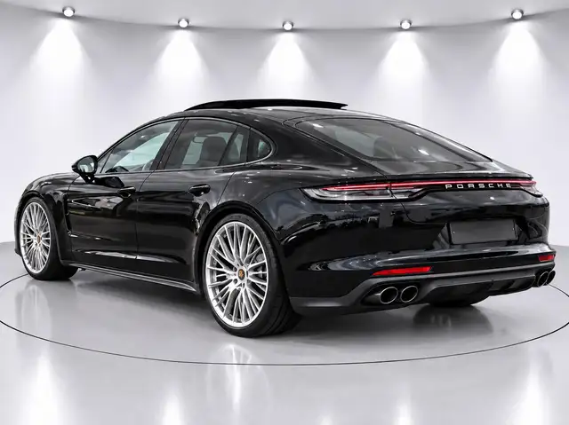 Porsche Panamera view 3