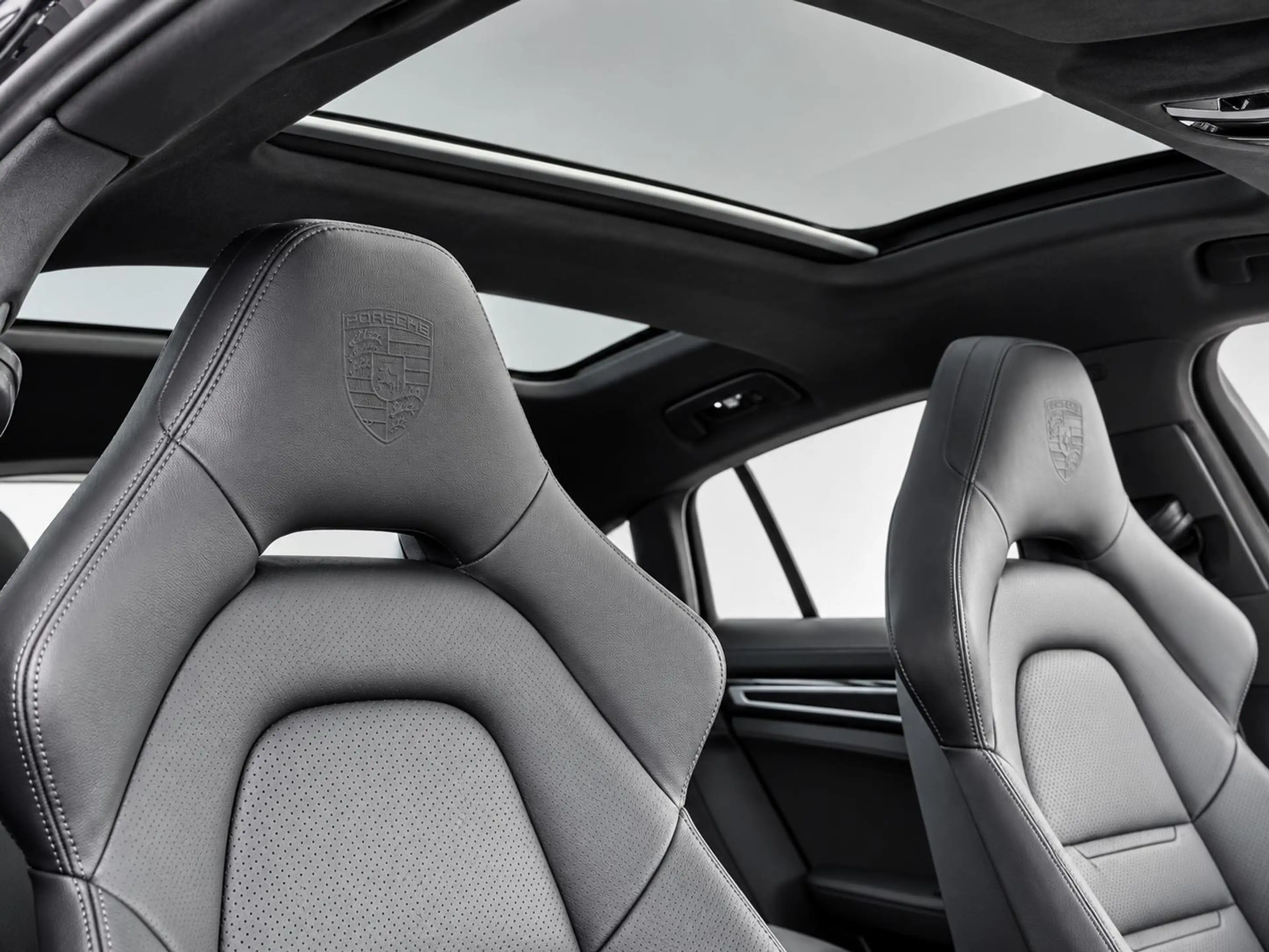 Porsche Panamera 2.9 4 E-Hybrid Platinum Edition Matrix koplampen S — photo 4