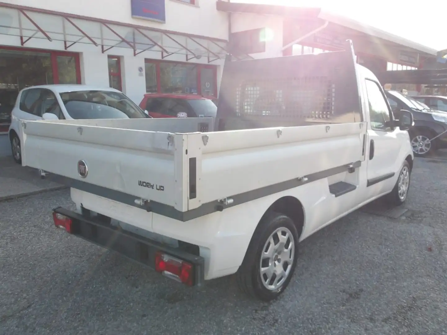 Fiat Doblo +IVA 1.6MJT 120cv EU6 Cassonato Work-Up 3PO GANCIO Bianco - 2