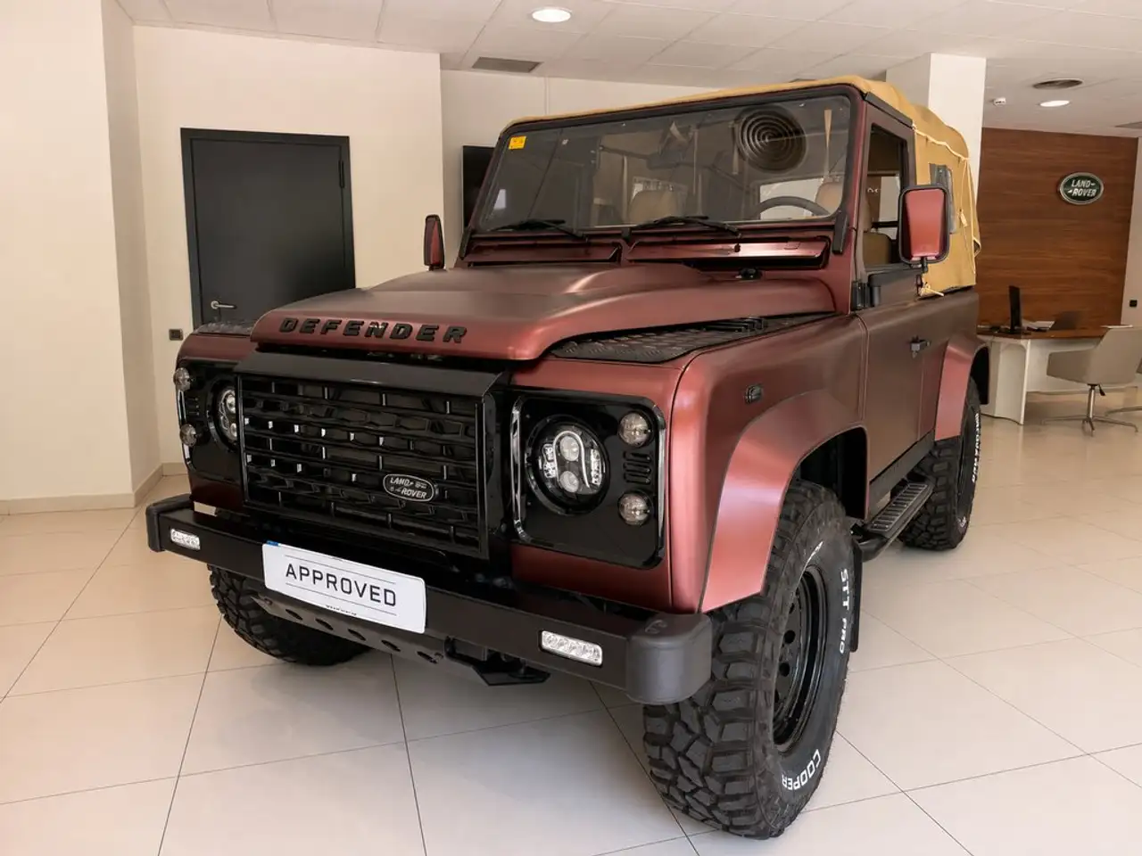 Land Rover Defender