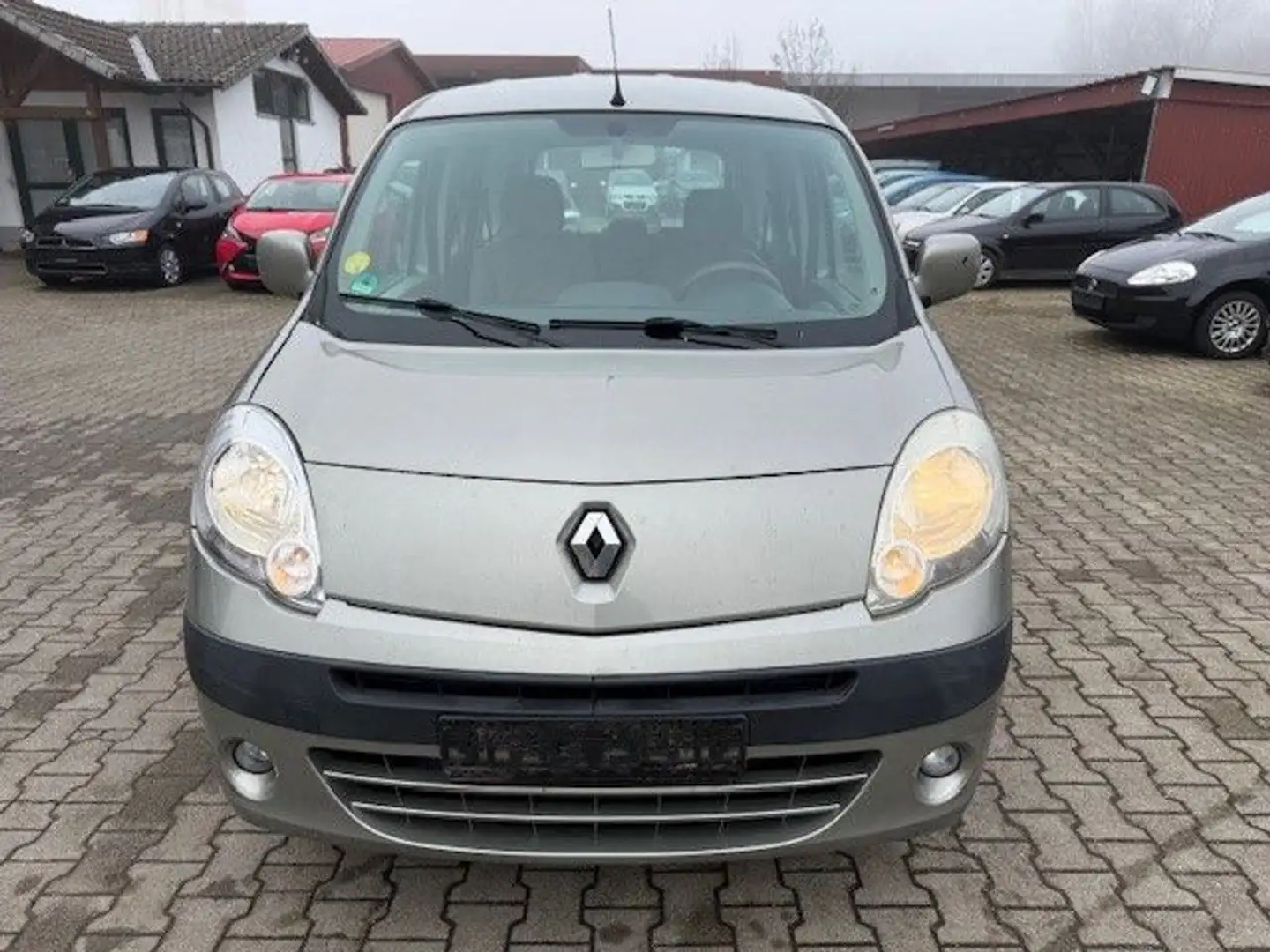 Renault Kangoo Happy Family 8Fach TÜV 08.2027 Braun - 2
