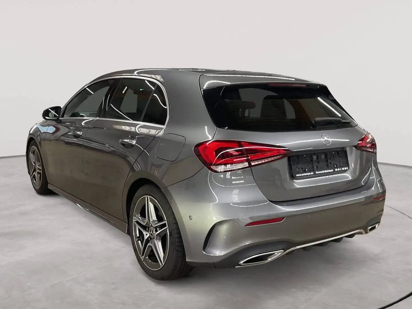 Mercedes-Benz A 220 A 220 d 8G-DCT AMG PANO LED BusiP Grau - 2