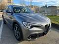 Alfa Romeo Stelvio 2.2 t Sprint Q4 190CV AT8 NAVI+RETR. Šedá - thumbnail 2