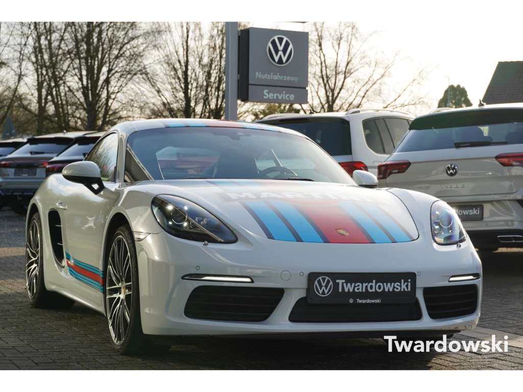Second hand Porsche Cayman 