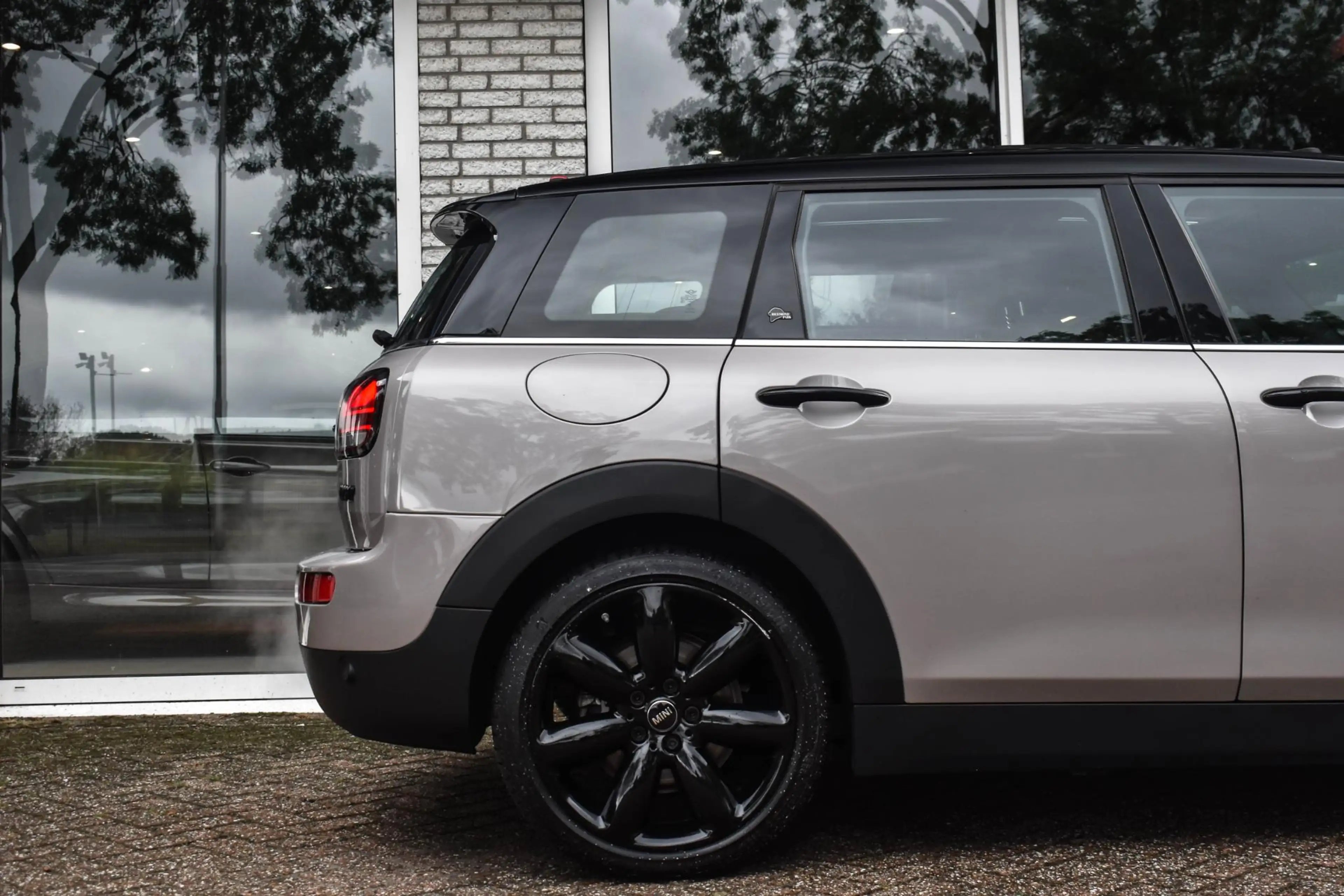 MINI Cooper Clubman 1.5 Richmond Park Pano Leder Carplay — photo 33