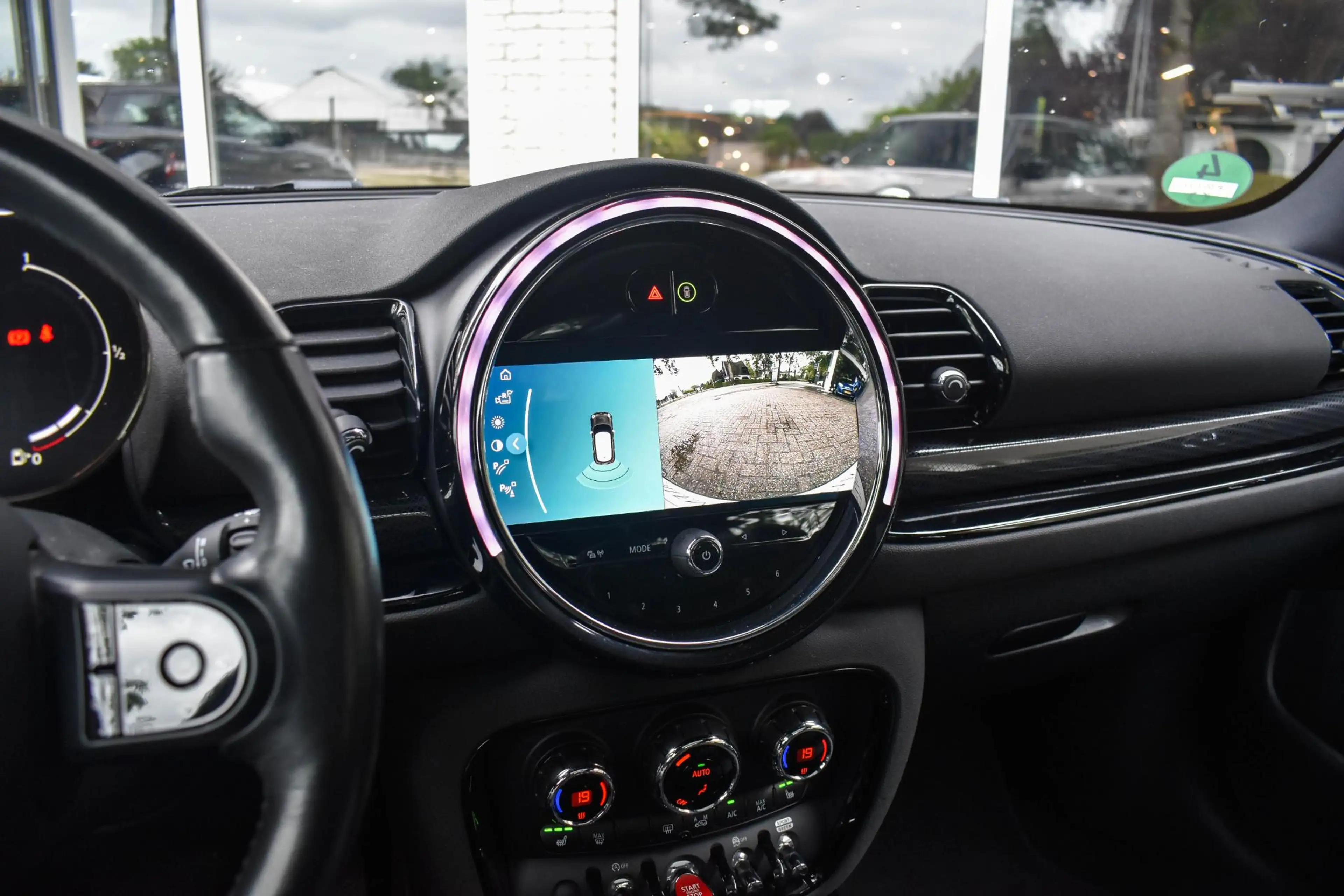 MINI Cooper Clubman 1.5 Richmond Park Pano Leder Carplay — photo 28