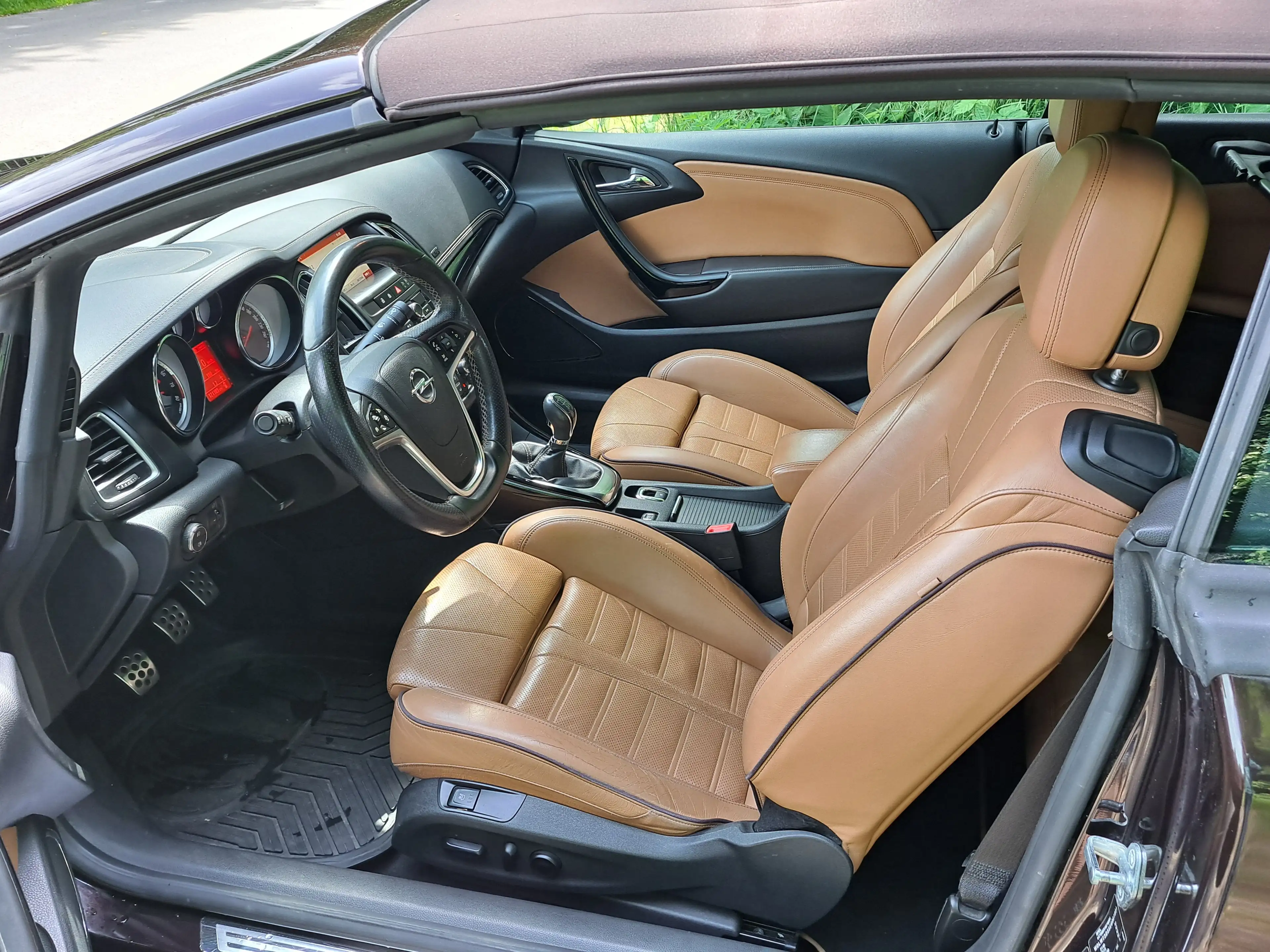 Opel Cascada Cascada 1.6 Turbo — photo 3