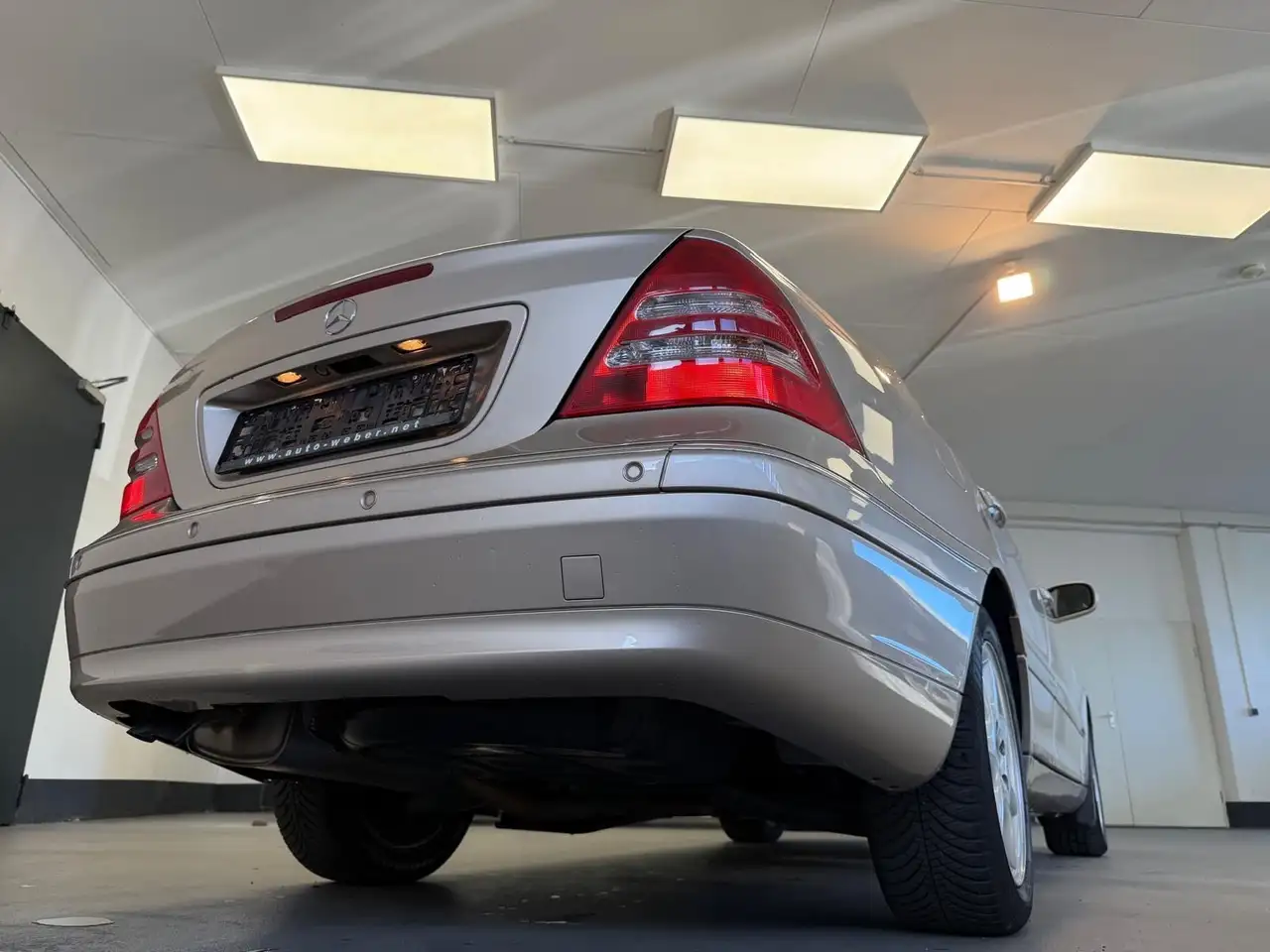 Mercedes-Benz C 180 *AUT ELEGANCE*OPA'S LIEBLING*LEDER*PDC*NAVI, foto 6