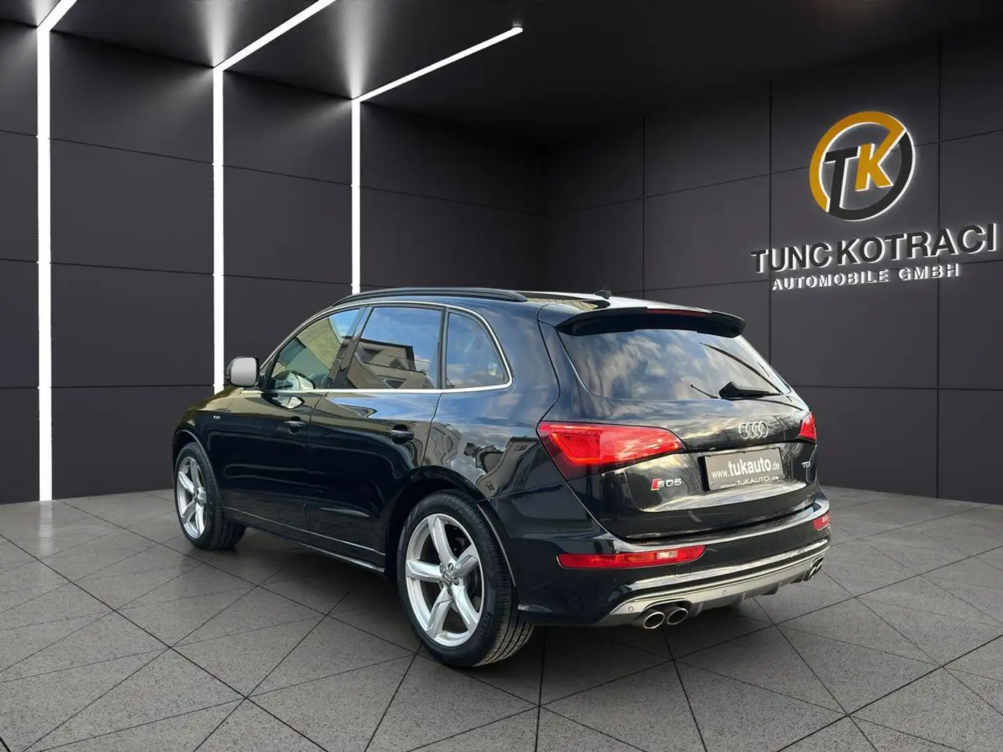 Audi SQ5 3.0 TDI Q|ACC|ALCANTARA|BANG&OLUFSEN|MEMORY+ Zwart - 2