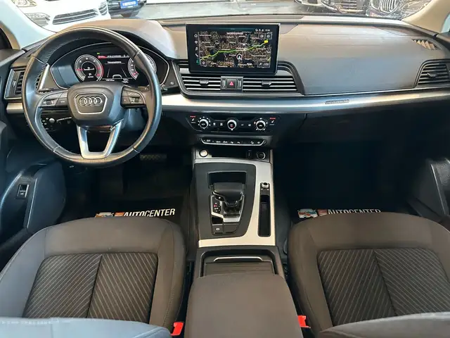 Audi Q5 view 7