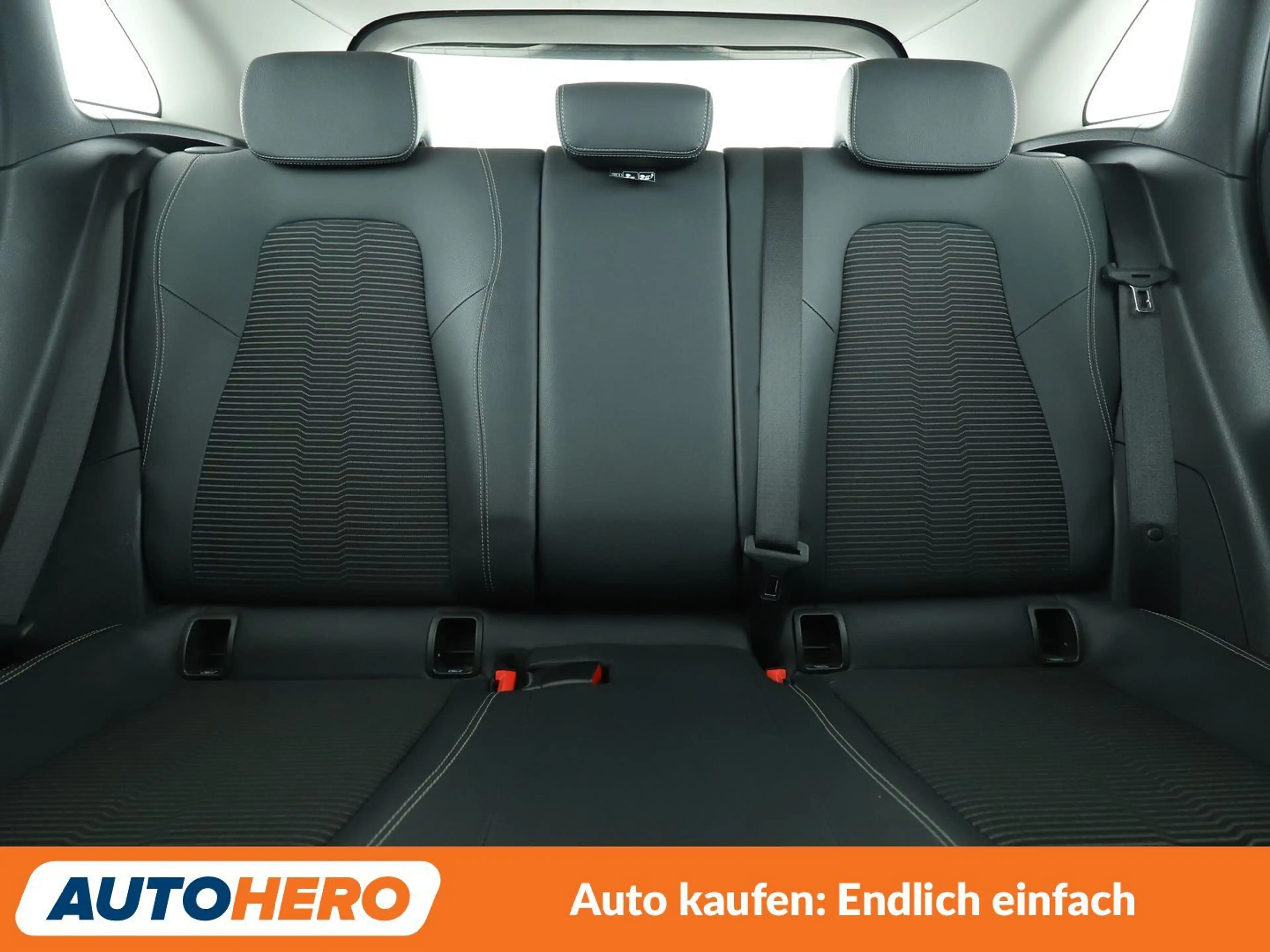 Mercedes-Benz GLA 200 Progressive Aut.*LED*NAVI*TEMPO*CAM*PDC*SHZ*KLIMA* — photo 15