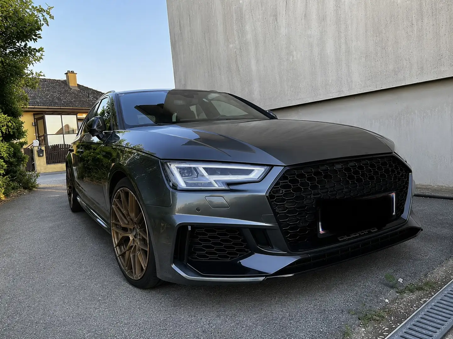 Audi A4 Avant 2,0 TDI Sport S-tronic - 1