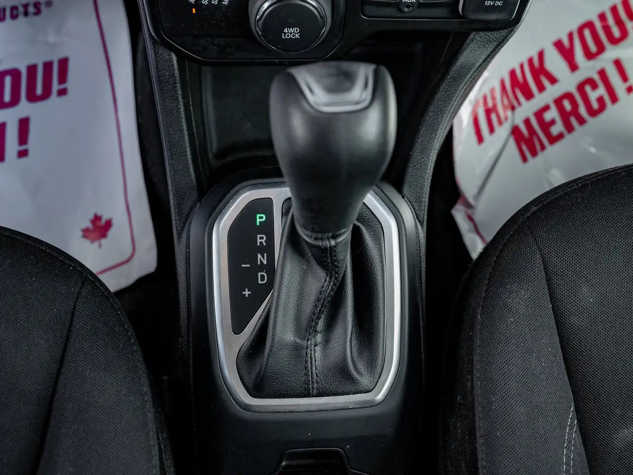 Jeep Renegade снимка Jeep Renegade