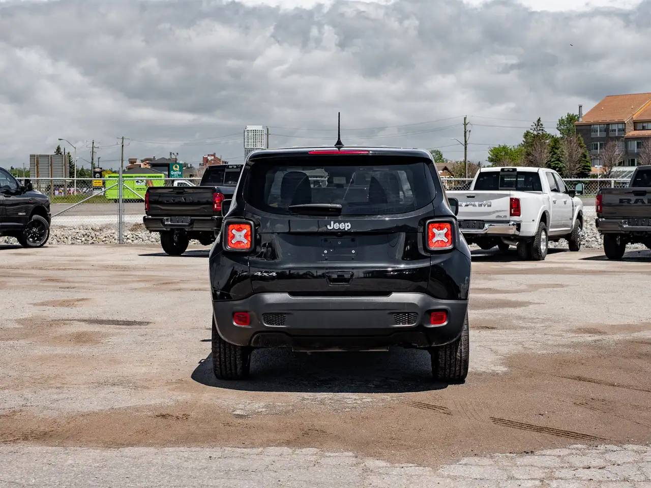 Jeep Renegade снимка Jeep Renegade