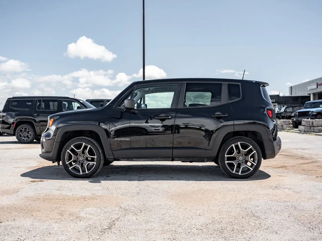 Jeep Renegade снимка Jeep Renegade