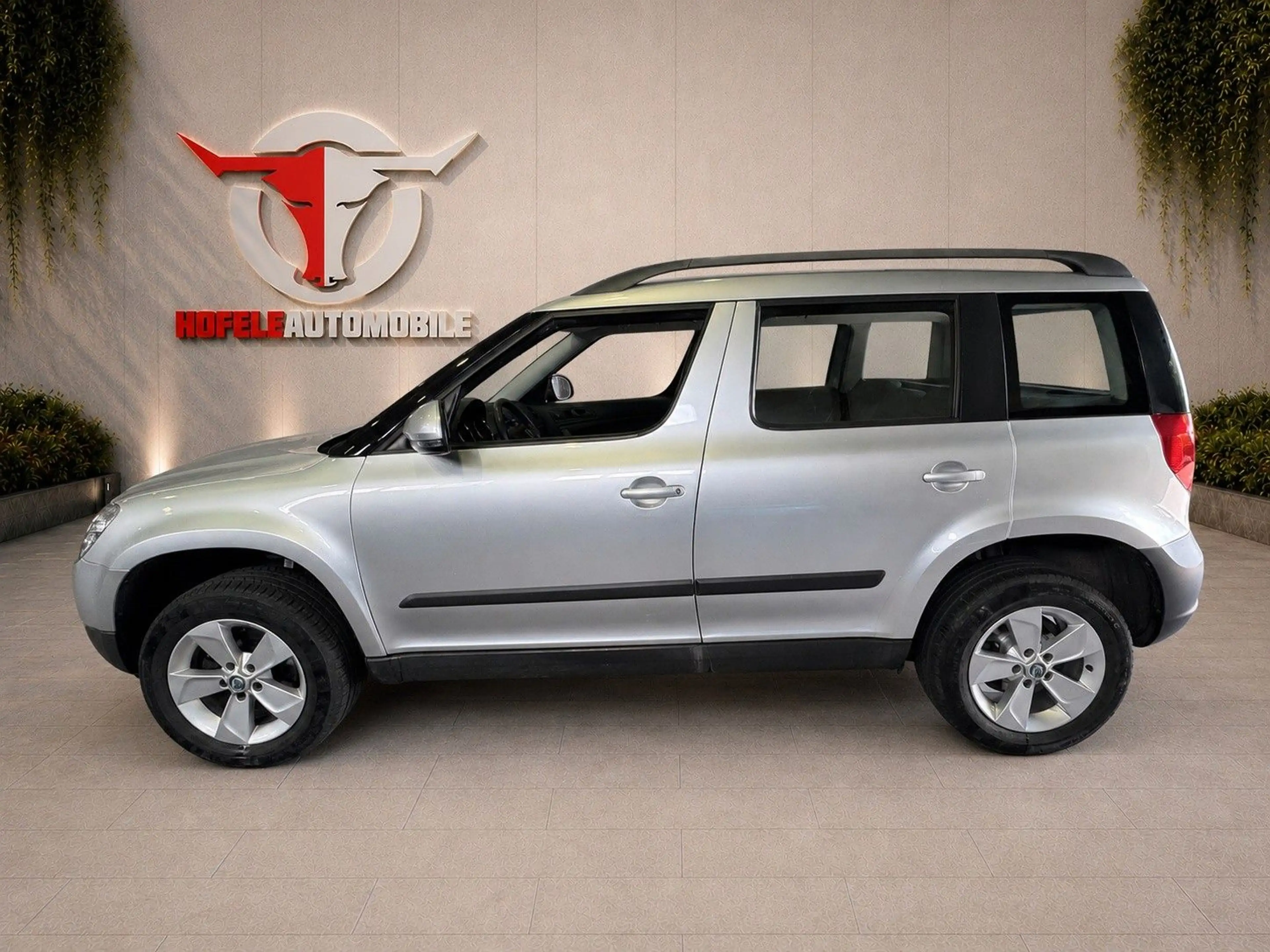 Skoda Yeti Active Plus Edition*TEMPO/KLIMA/55 TSD KM* — photo 8