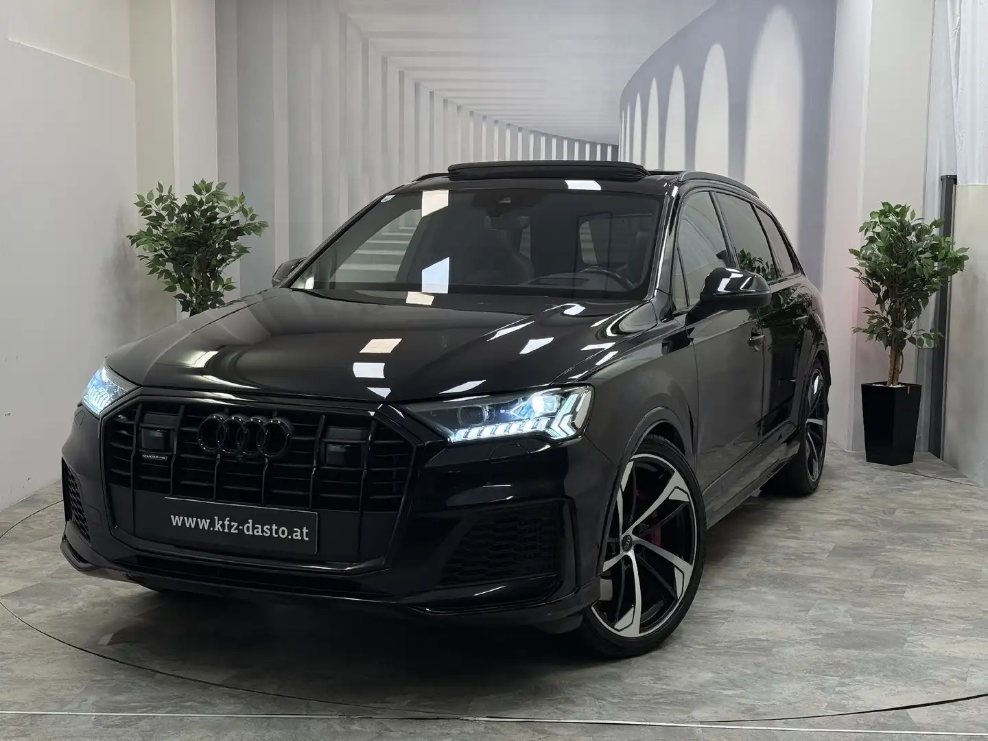 Audi Q7 60 TFSI e __22"__HD MATRIX__SPORTSITZE PLUS Schwarz - 1