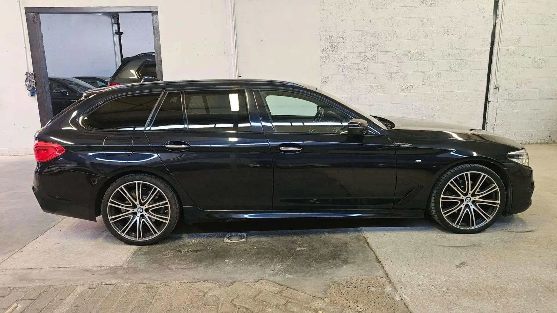 BMW 520 Touring dA MPACK TVA INCL BTW INCL Noir - 2