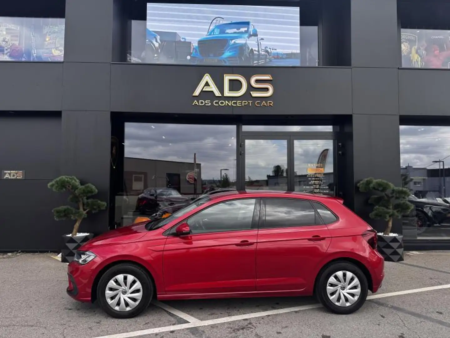 Volkswagen Polo VI Life 1.0 Rouge - 2