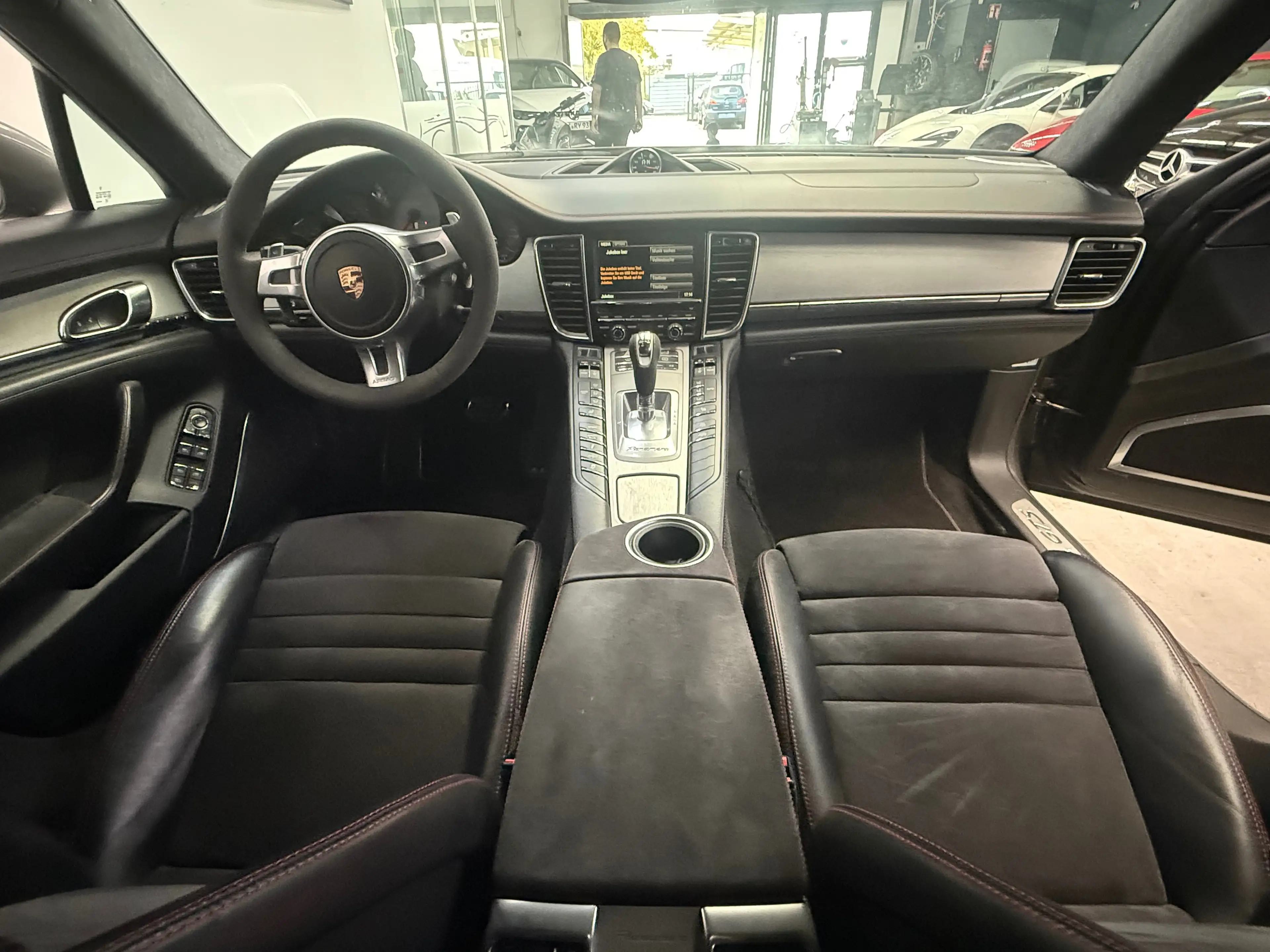 Porsche Panamera Panamera GTS PDK*Approved*Anhänger*Alcantara — photo 10