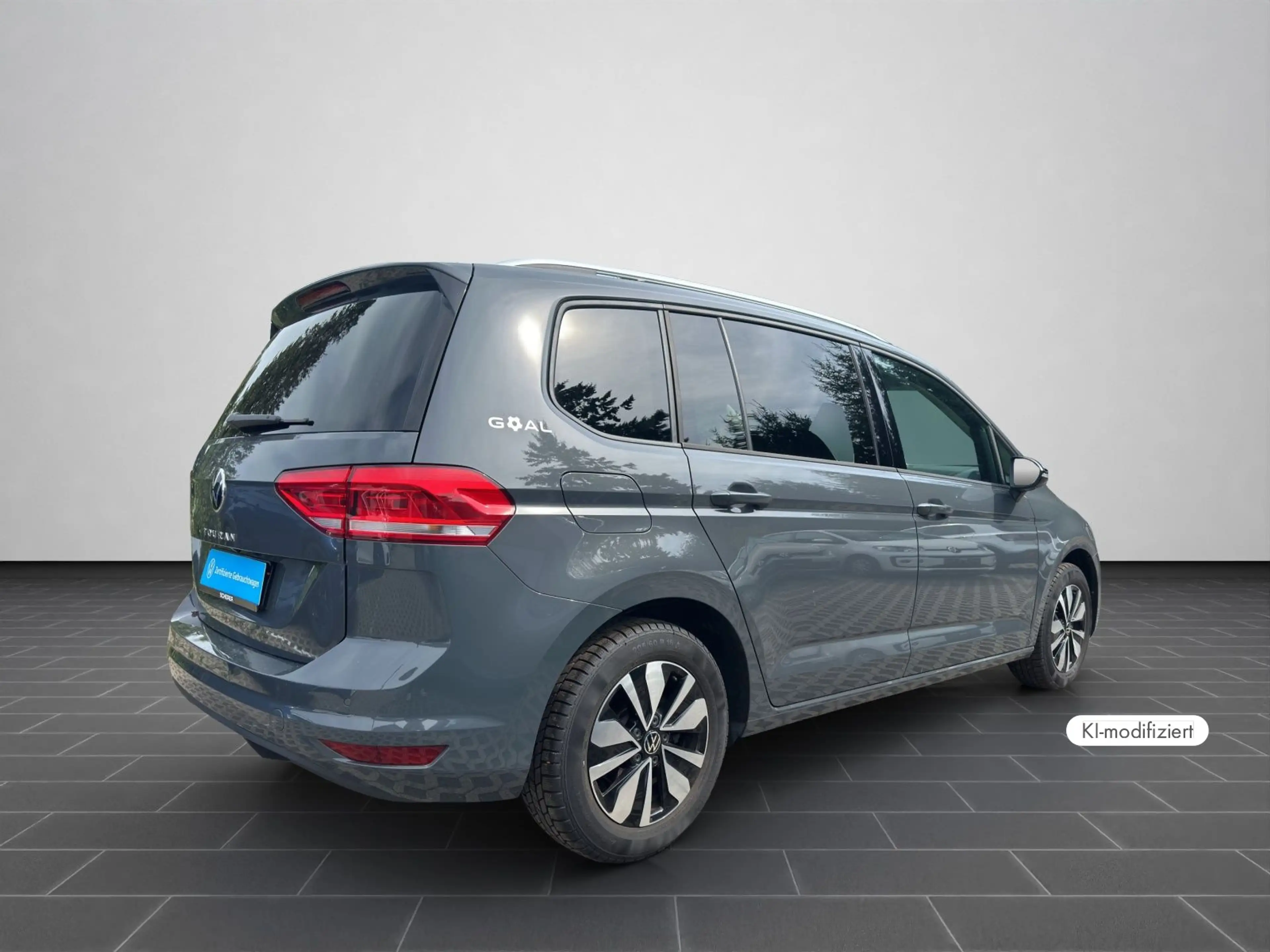 Volkswagen Touran GOAL 1.5 TSI 7-SITZER ACC NAVI RFK SHZ — photo 3