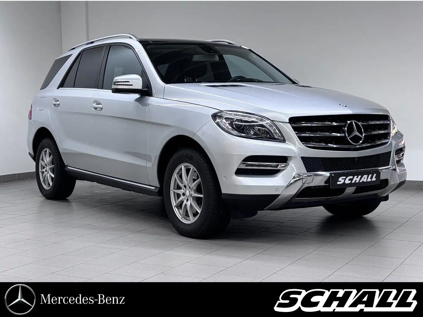 Mercedes-Benz ML 250 BT 4M SPORT INT+PANO+AHK+ILS+COMAND+360° Silber - 1