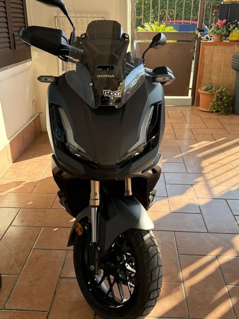 Honda ADV 350 unico Nero - 1