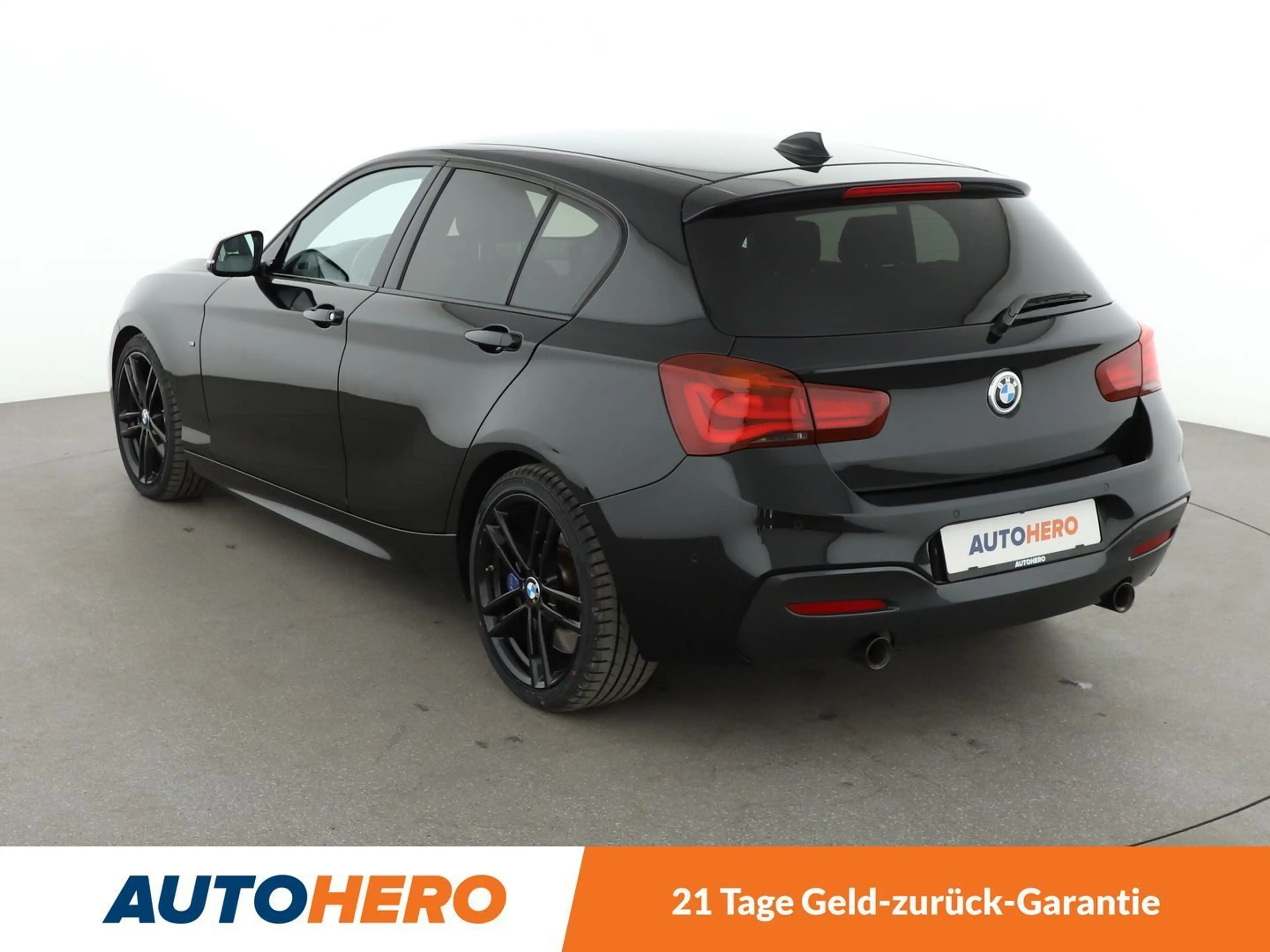 BMW 140 M140i xDrive Special Edition Aut.*NAVI*TEMPO*PDC* — photo 4