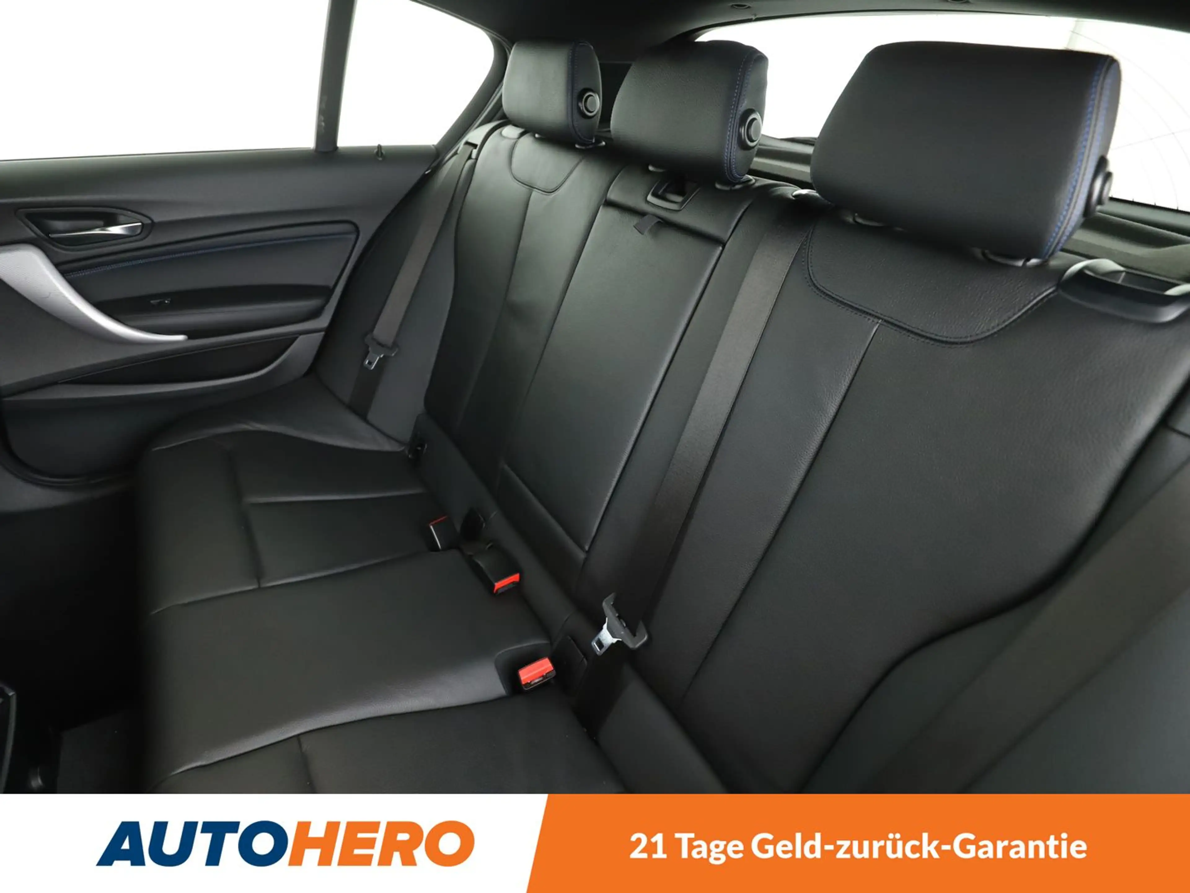 BMW 140 M140i xDrive Special Edition Aut.*NAVI*TEMPO*PDC* — photo 14