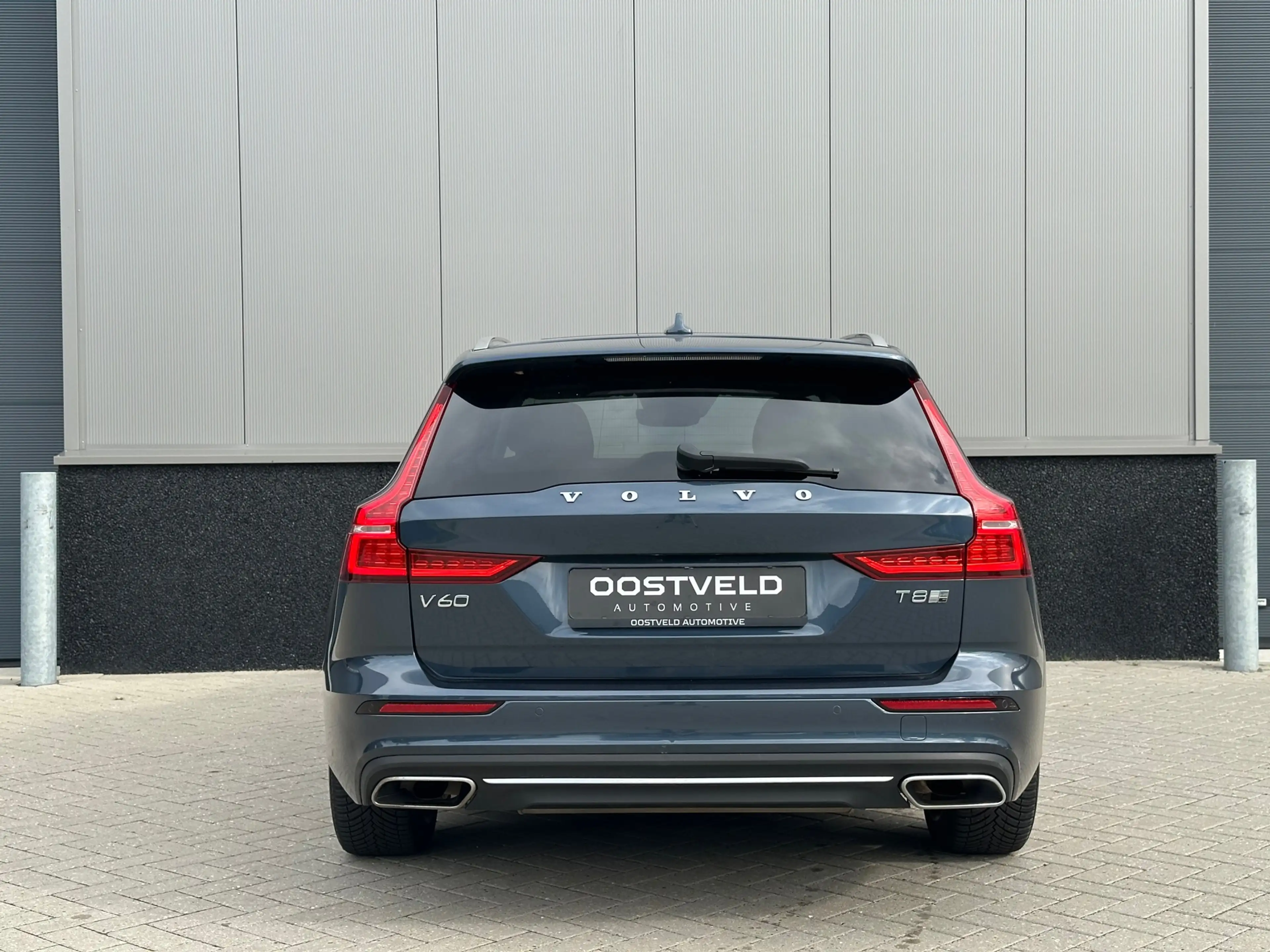 Volvo V60 2.0 T8 Twin Engine AWD Inscription Leer Pano Memor — photo 9
