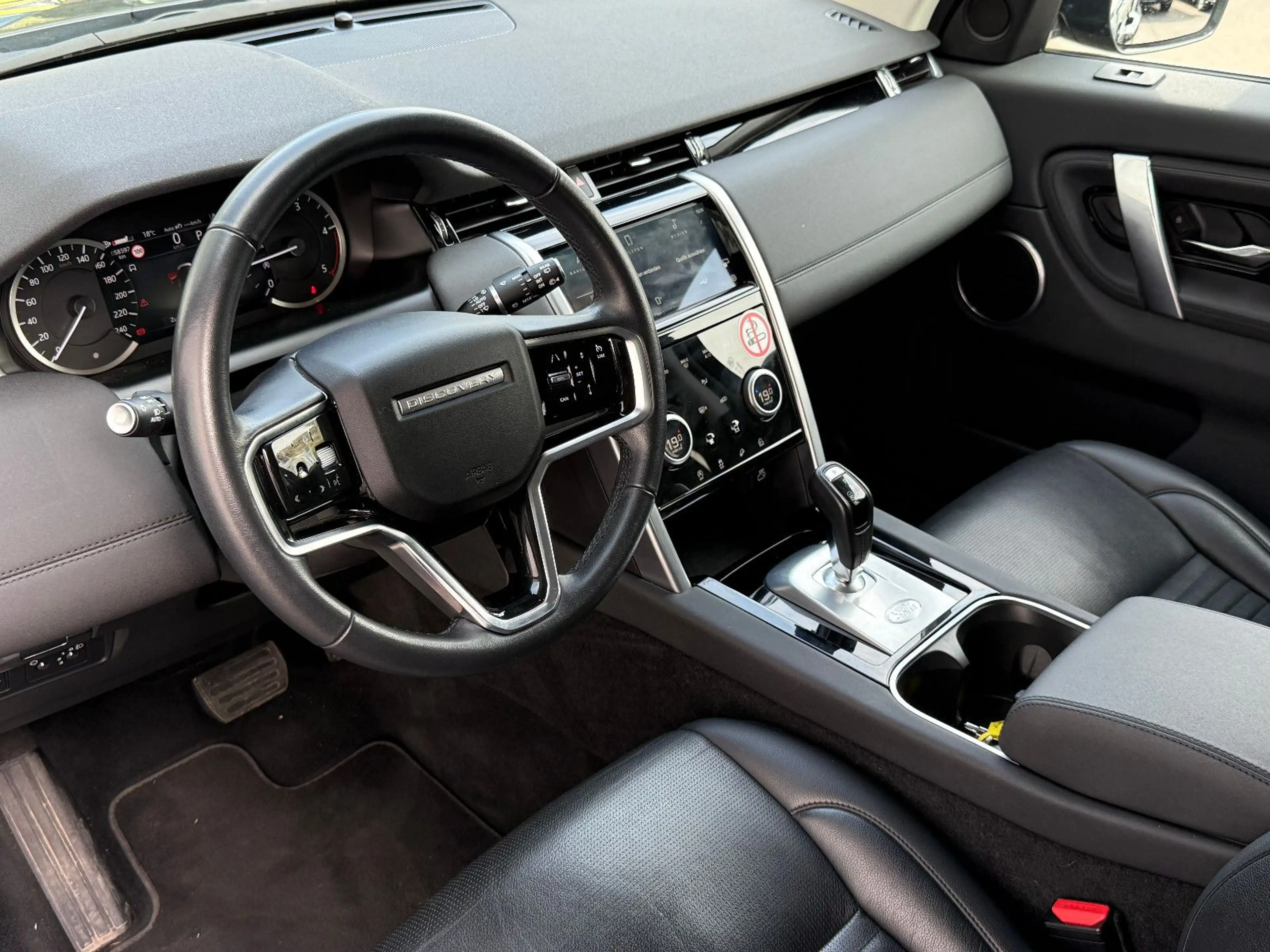 Land Rover Discovery Sport S AWD Aut ACC Navi LED Kamera — photo 11